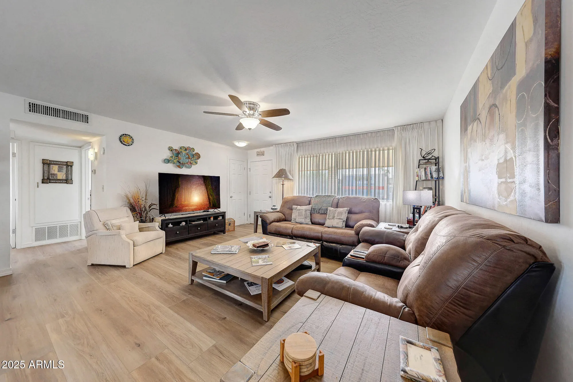 Property Slideshow image 11 of 59 | 10921 w el capitan cir, Sun City, AZ, 85351
