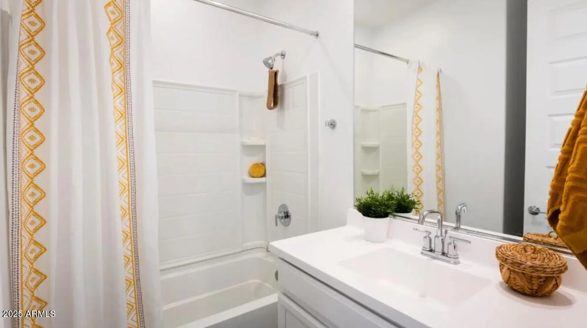 Property Slideshow image 8 of 18 | 25207 n 174th dr, Surprise, AZ, 85387