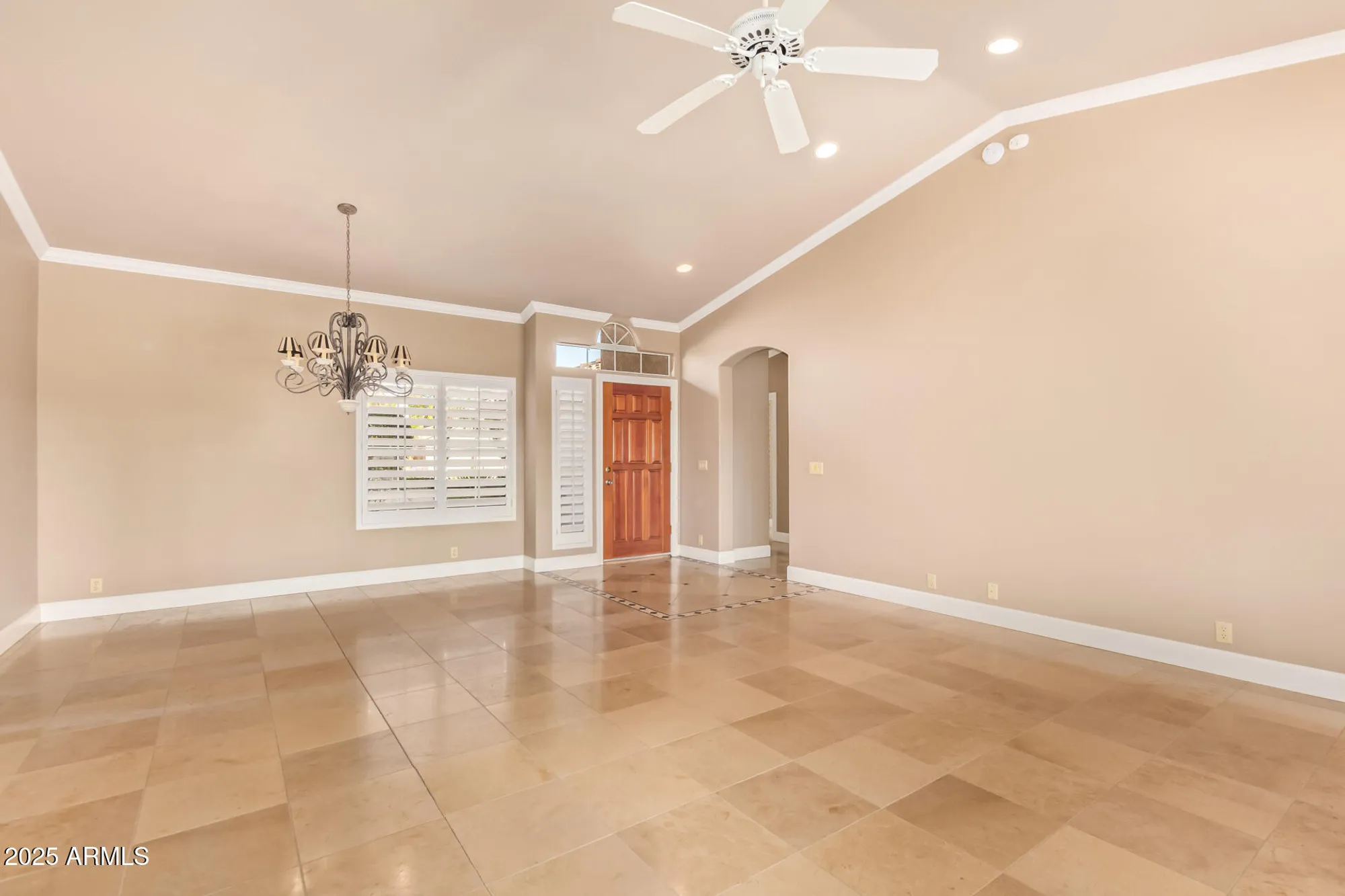 Property Slideshow image 5 of 28 | 8402 w rosemonte dr, Peoria, AZ, 85382