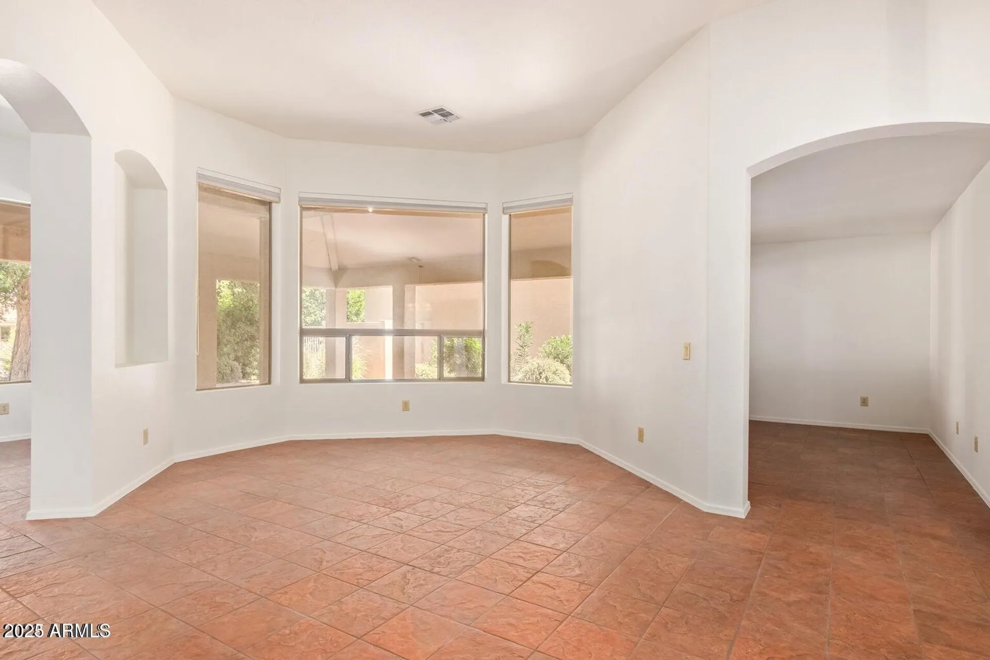 Property Slideshow image 16 of 36 | 9846 e cedar waxwing dr, Sun Lakes, AZ, 85248