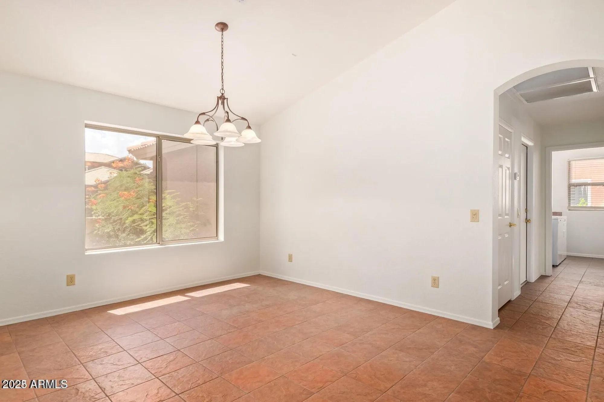 Property Slideshow image 17 of 36 | 9846 e cedar waxwing dr, Sun Lakes, AZ, 85248