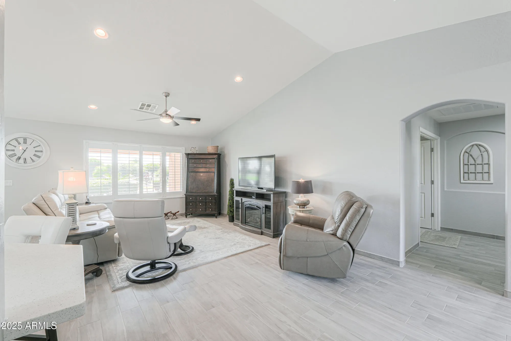 Property Slideshow image 9 of 65 | 2353 e santiago trl, Casa Grande, AZ, 85194