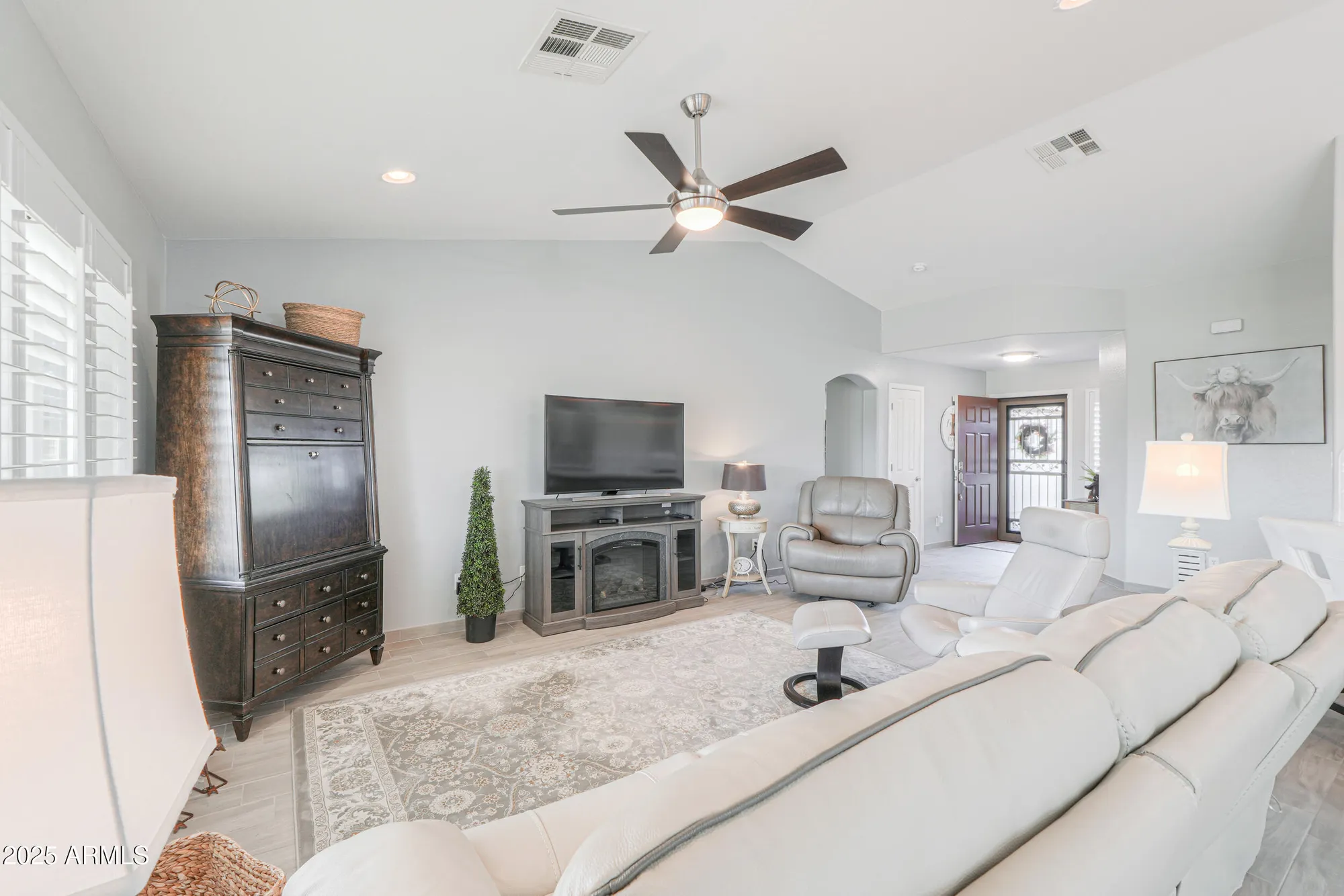 Property Slideshow image 10 of 65 | 2353 e santiago trl, Casa Grande, AZ, 85194