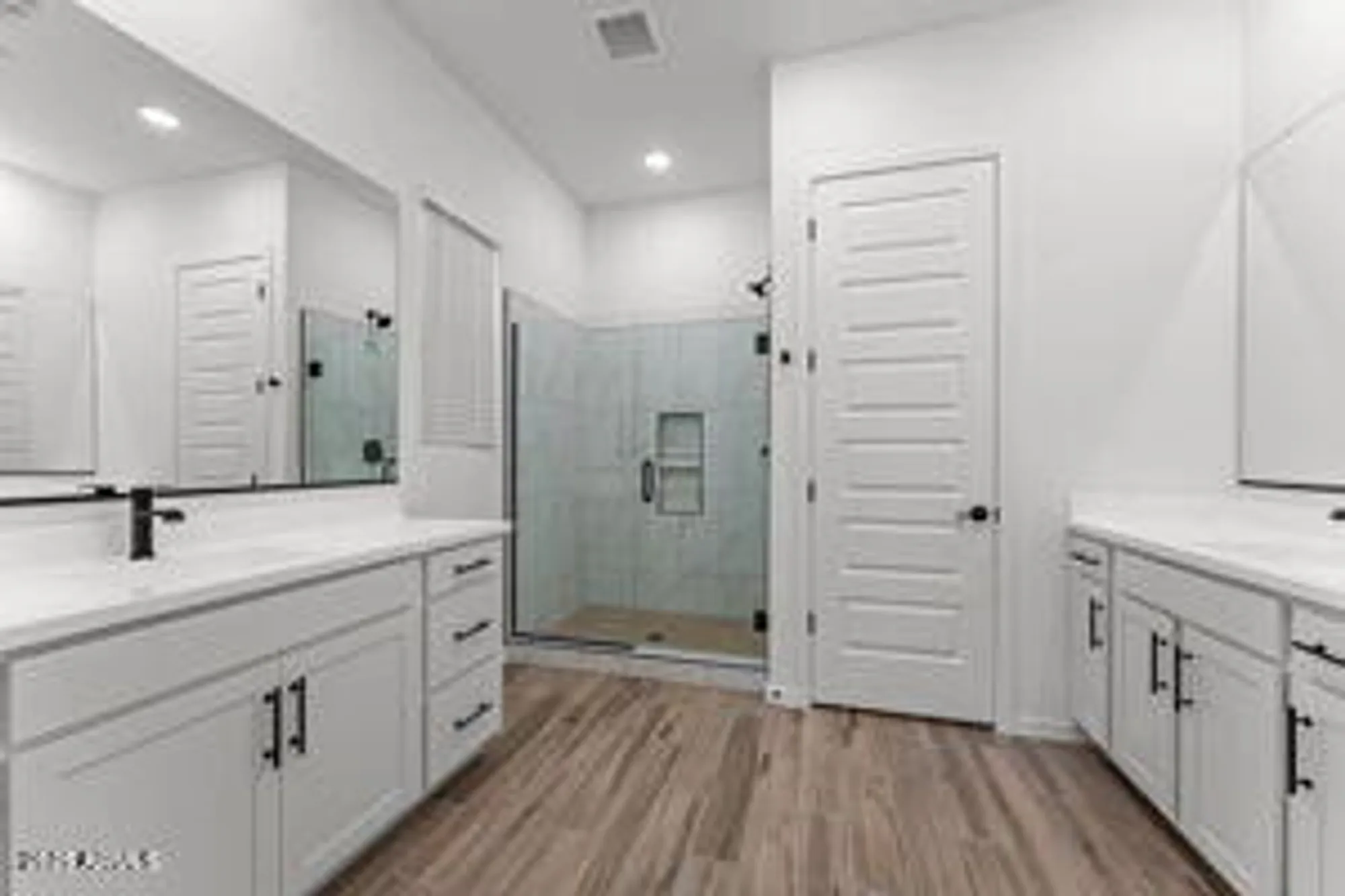 Property Slideshow image 20 of 43 | 13410 w claret cup rd, Peoria, AZ, 85383