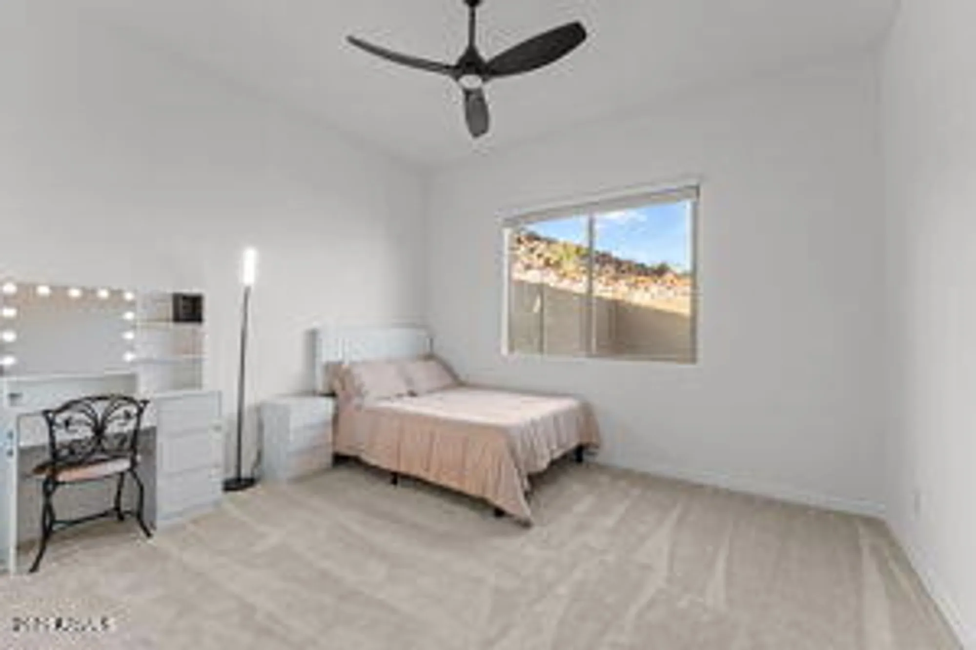 Property Slideshow image 25 of 43 | 13410 w claret cup rd, Peoria, AZ, 85383