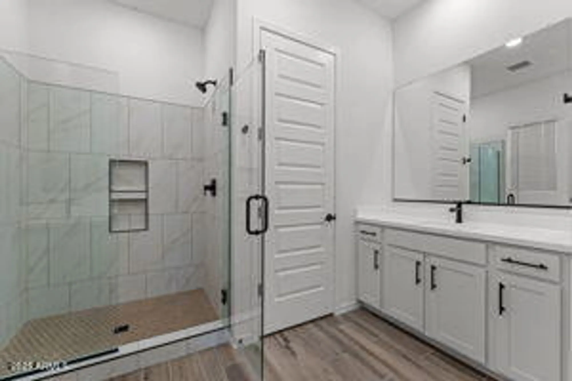 Property Slideshow image 21 of 43 | 13410 w claret cup rd, Peoria, AZ, 85383