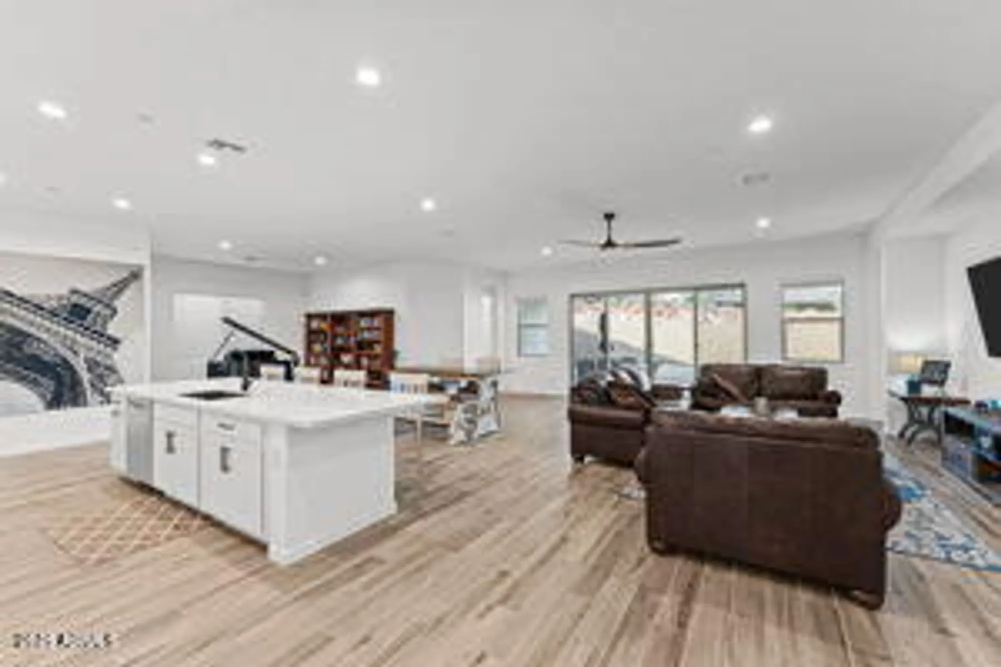 Property Slideshow image 8 of 43 | 13410 w claret cup rd, Peoria, AZ, 85383