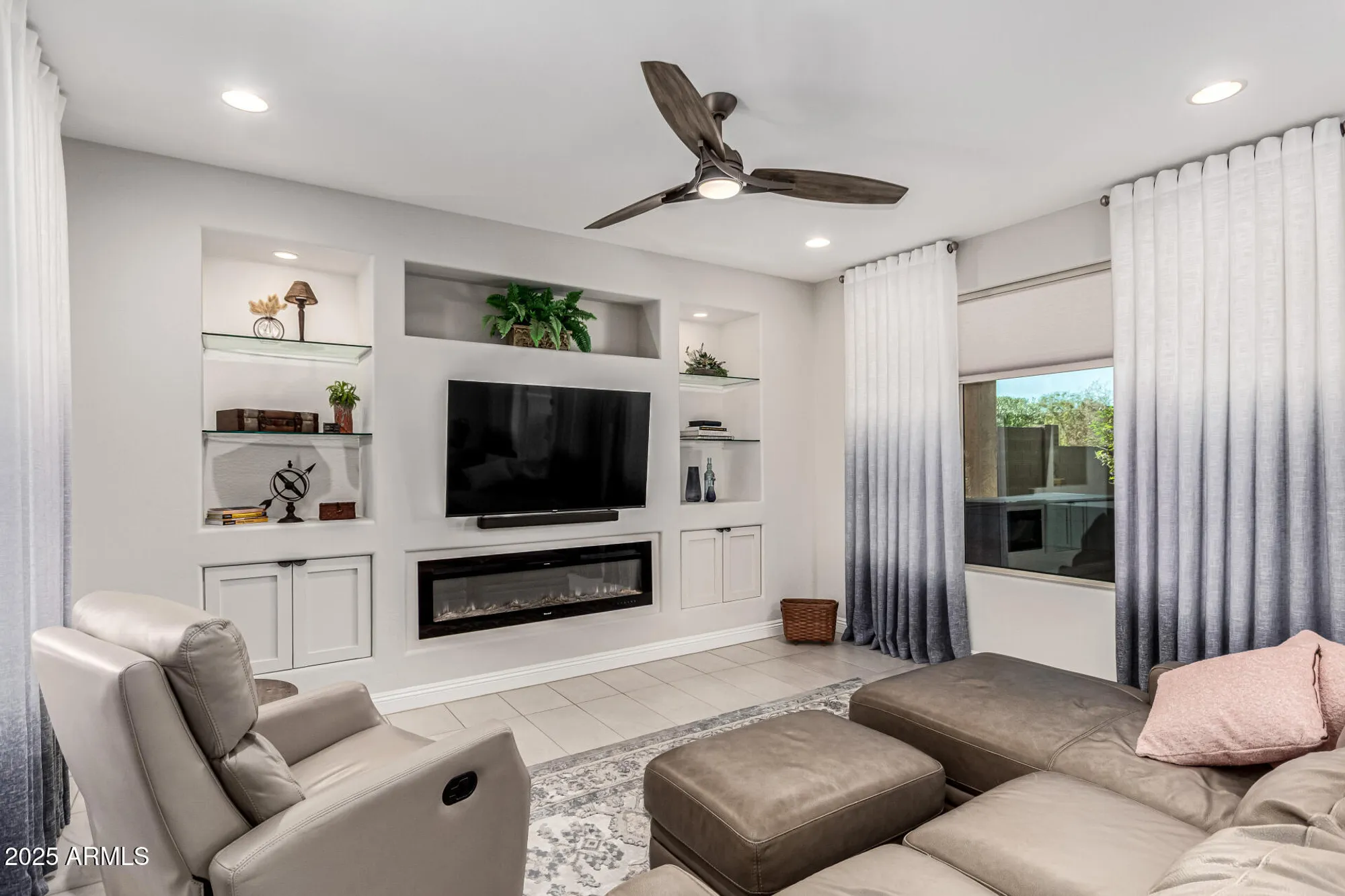 Property Slideshow image 12 of 30 | 4138 n hawthorn dr, Florence, AZ, 85132