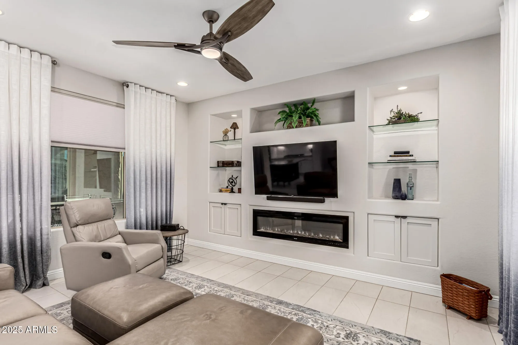 Property Slideshow image 13 of 30 | 4138 n hawthorn dr, Florence, AZ, 85132