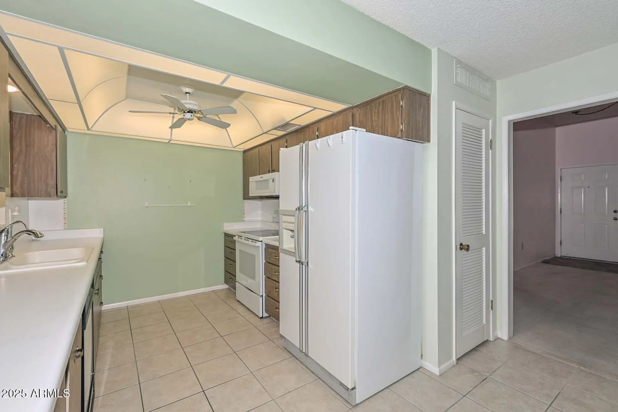 Property Slideshow image 19 of 57 | 9414 w newport dr # 25, Sun City, AZ, 85351