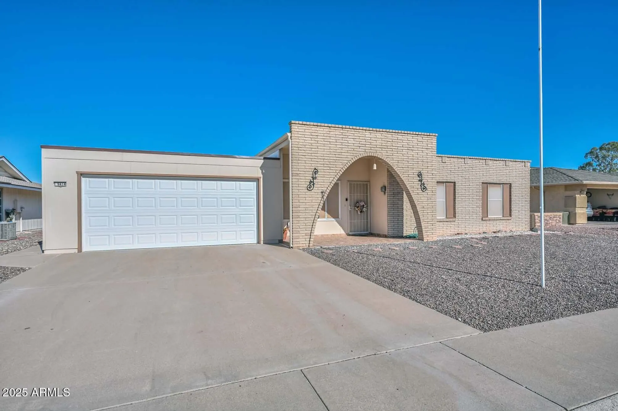 Property Slideshow image 11 of 57 | 9414 w newport dr # 25, Sun City, AZ, 85351