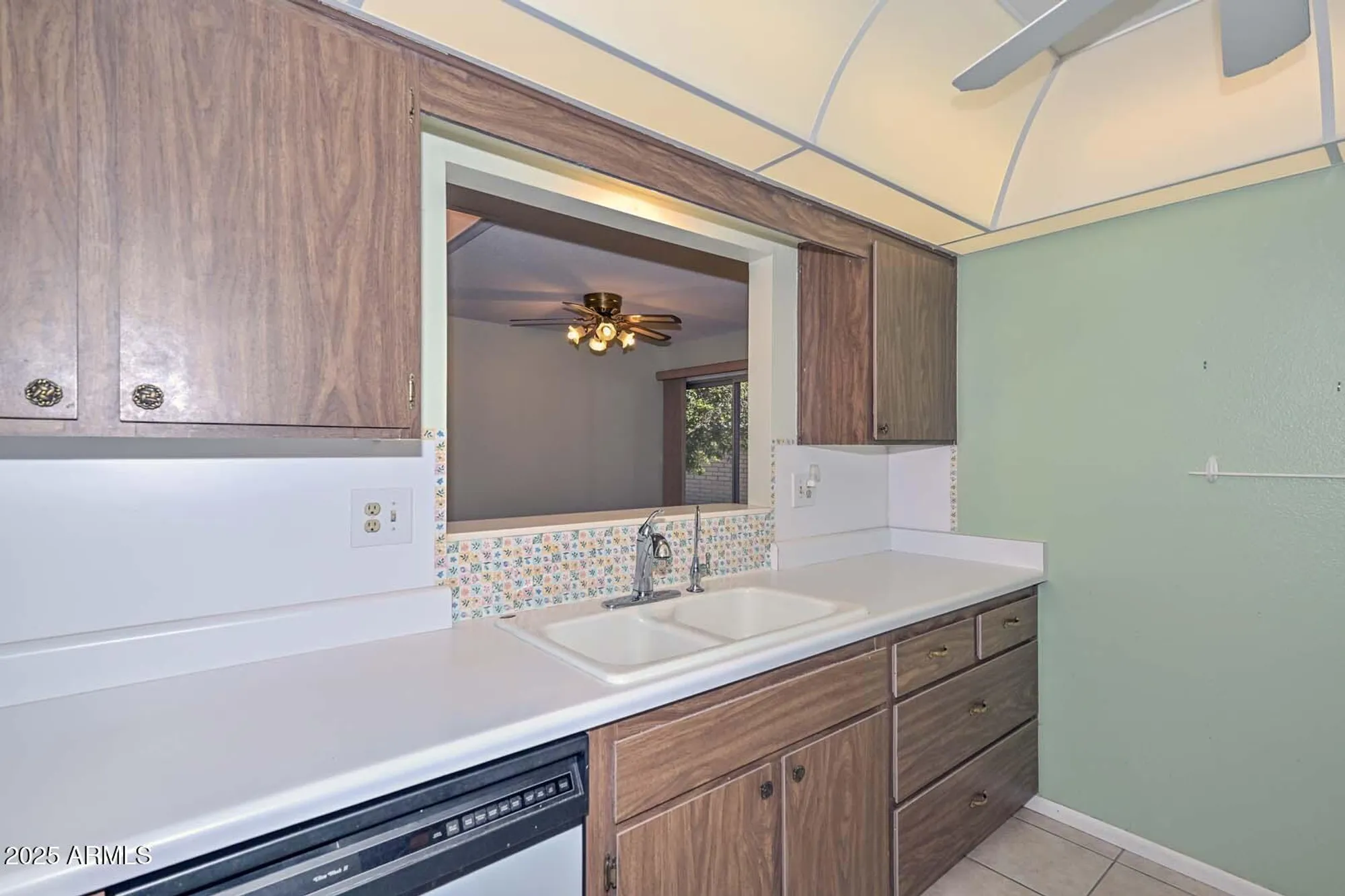 Property Slideshow image 21 of 57 | 9414 w newport dr # 25, Sun City, AZ, 85351