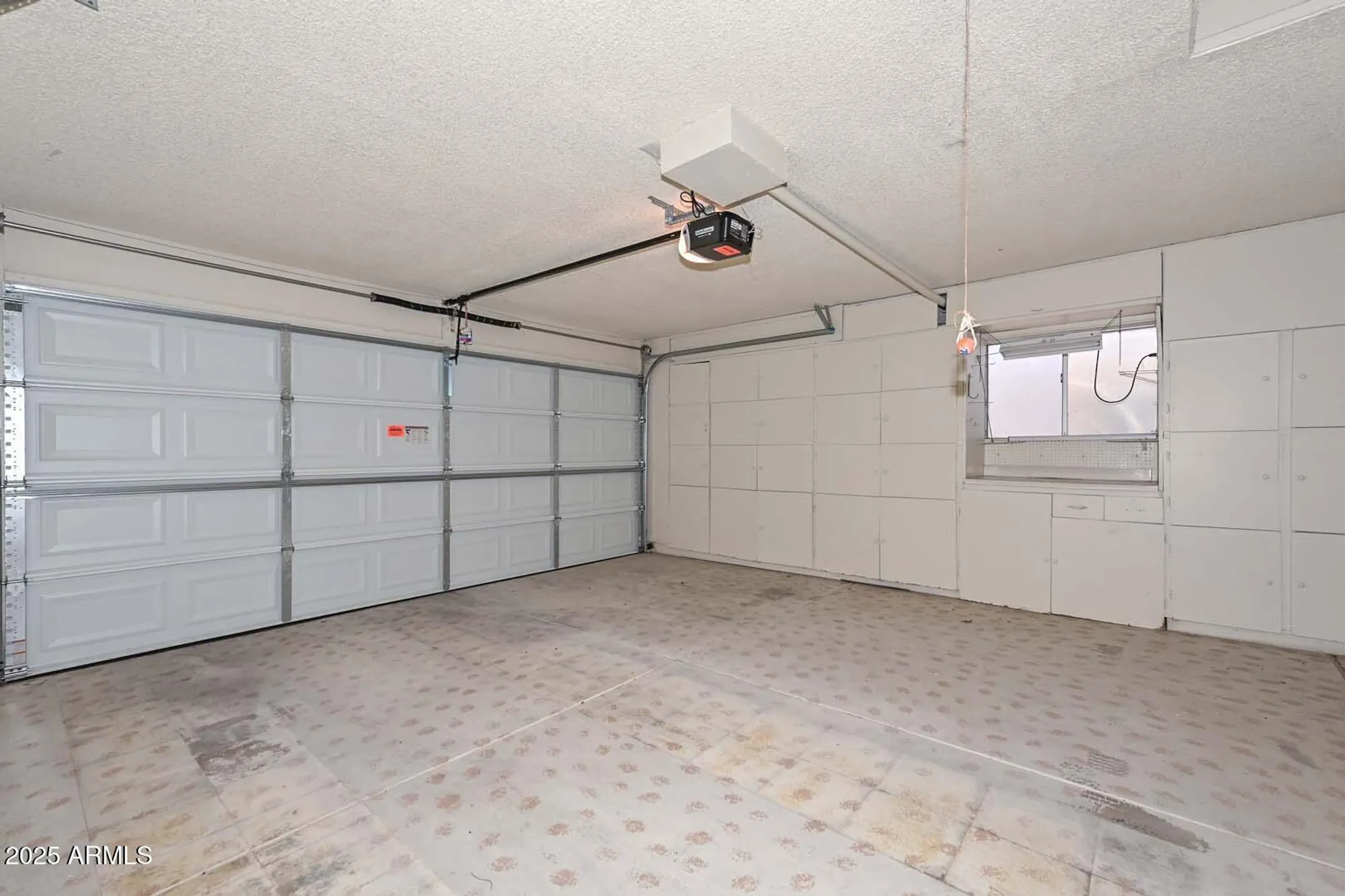 Property Slideshow image 46 of 57 | 9414 w newport dr # 25, Sun City, AZ, 85351