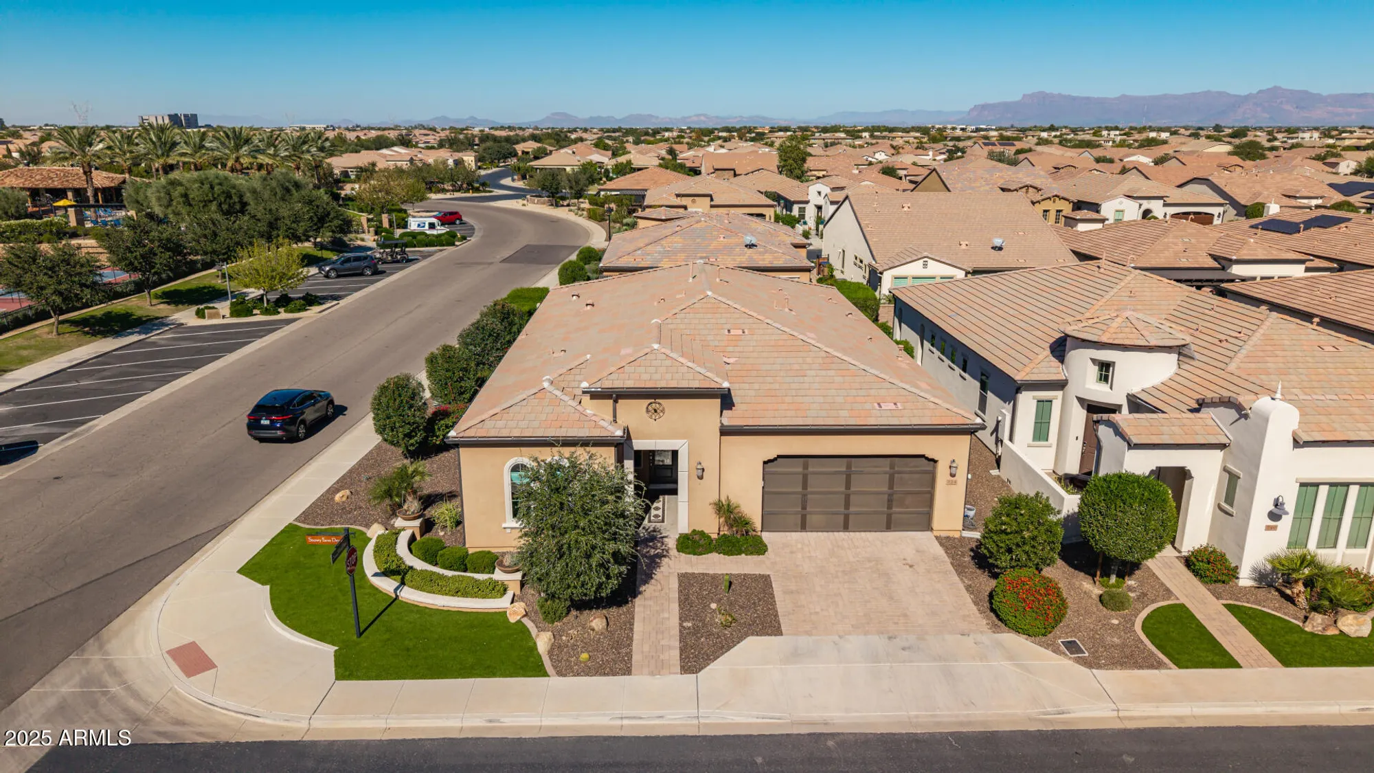 Property Slideshow image 39 of 48 | 724 e snowy farm dr, Queen Creek, AZ, 85140