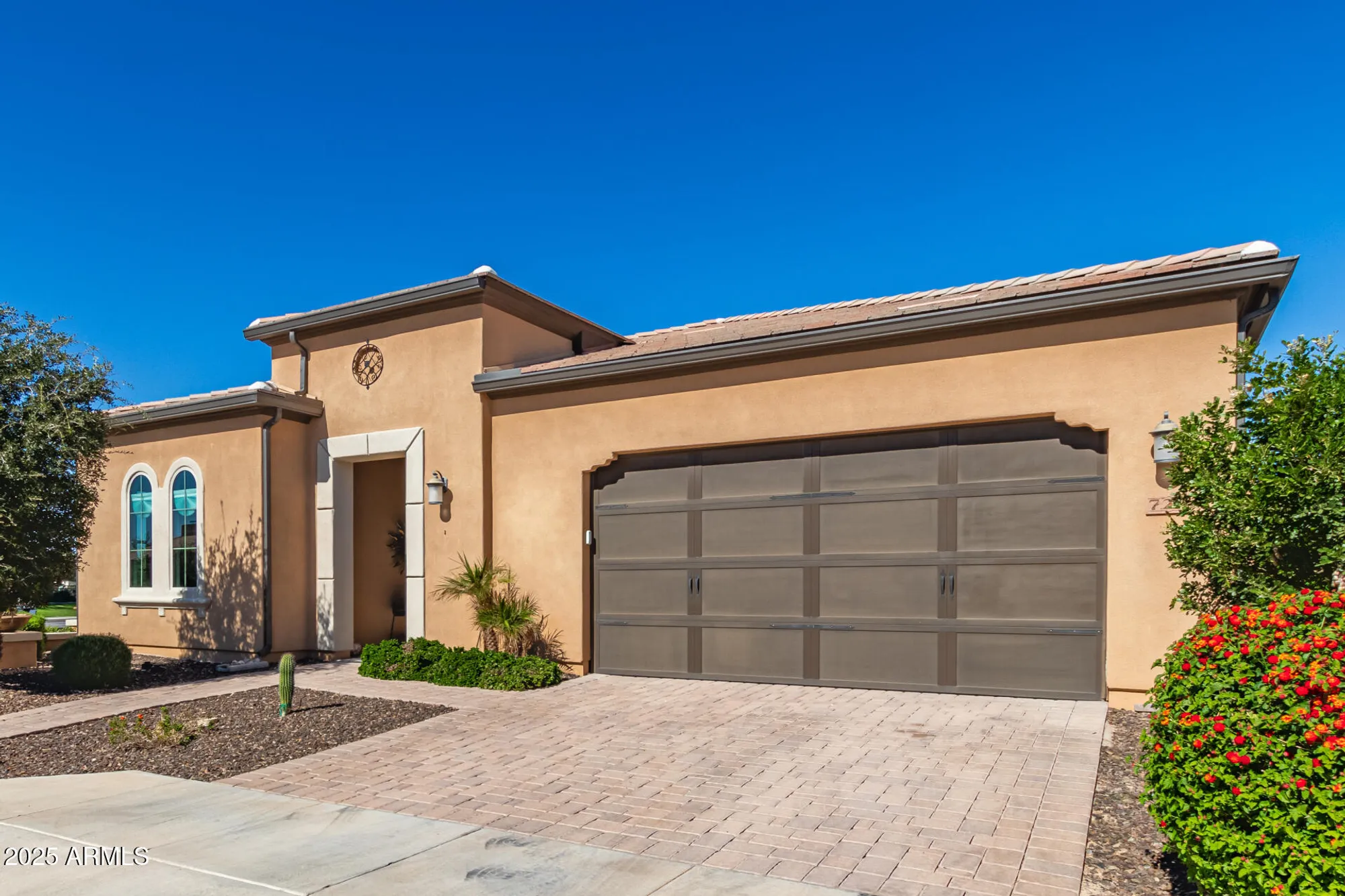 Property Slideshow image 5 of 48 | 724 e snowy farm dr, Queen Creek, AZ, 85140