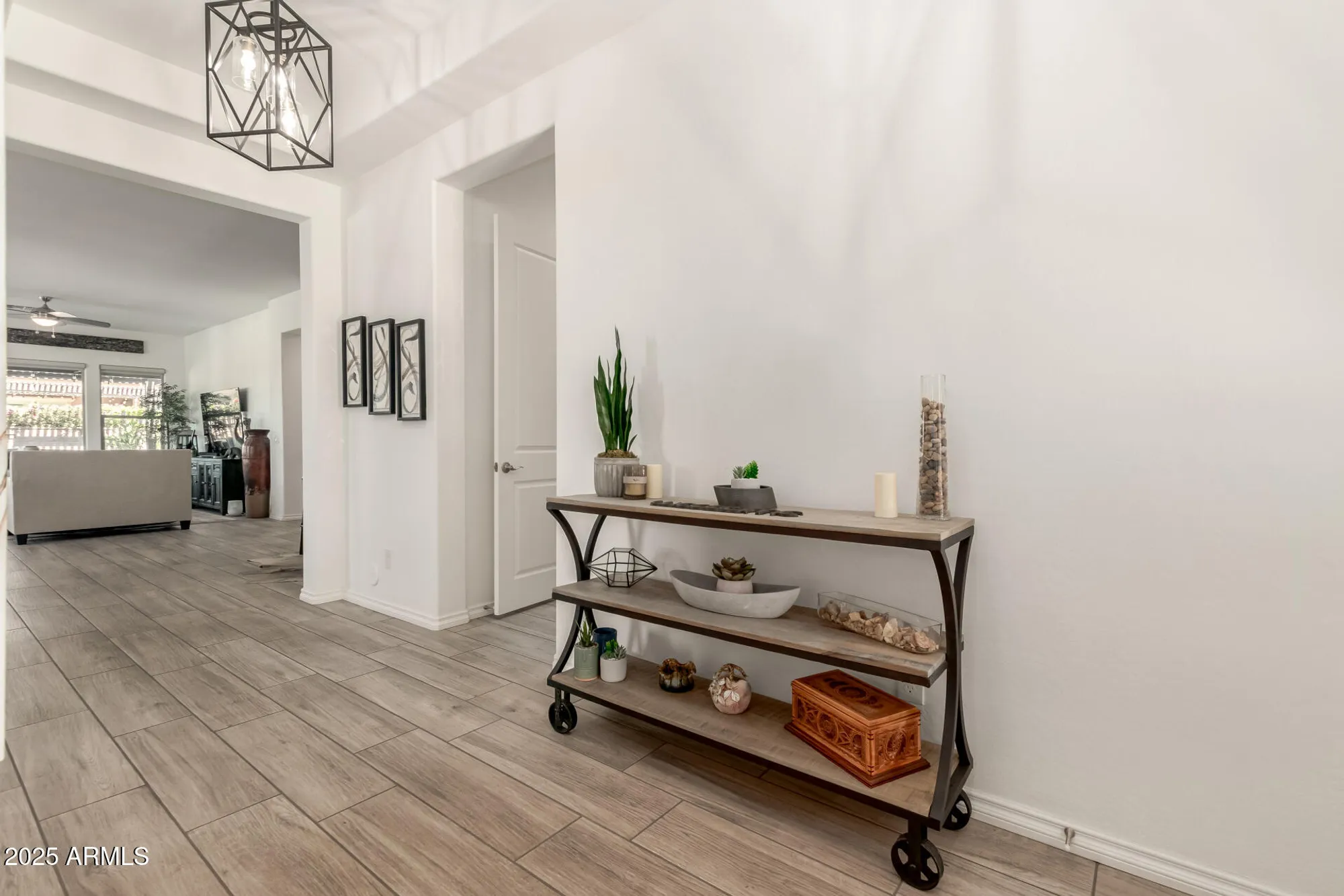 Property Slideshow image 7 of 48 | 724 e snowy farm dr, Queen Creek, AZ, 85140