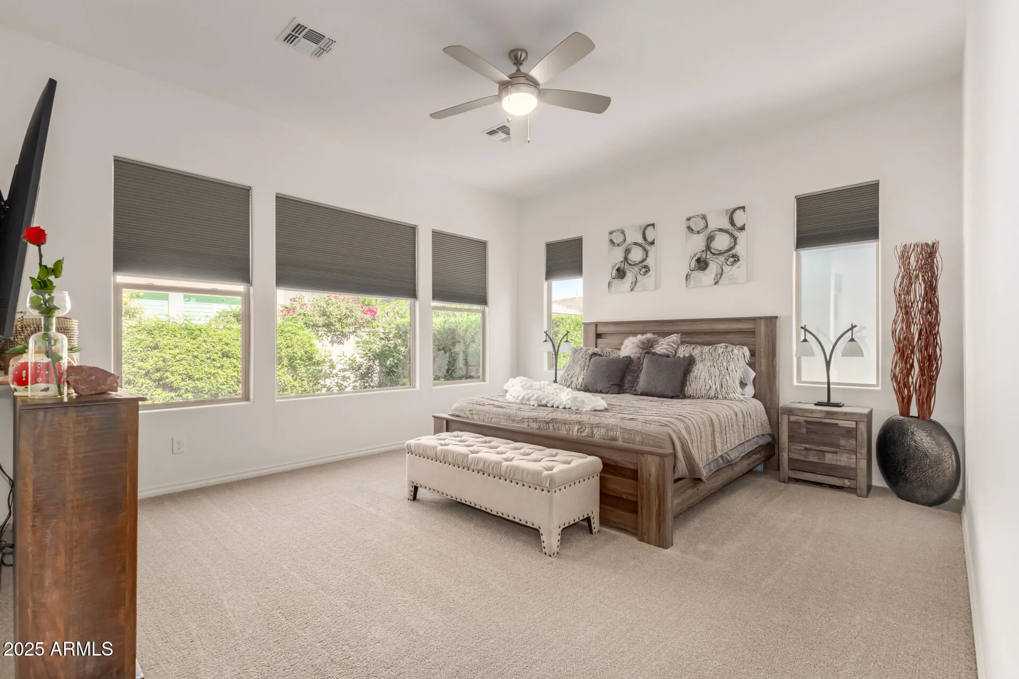 Property Slideshow image 21 of 48 | 724 e snowy farm dr, Queen Creek, AZ, 85140