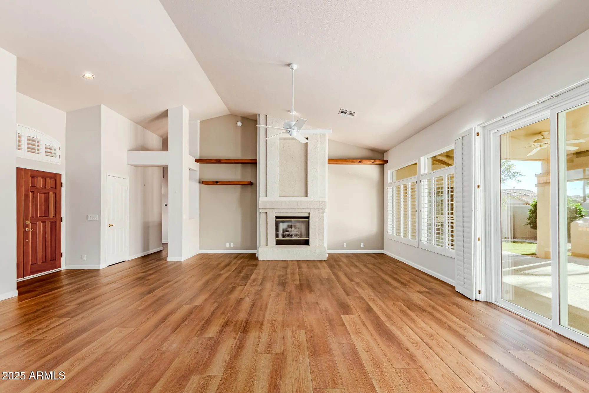 Property Slideshow image 6 of 53 | 19840 n 85th dr, Peoria, AZ, 85382