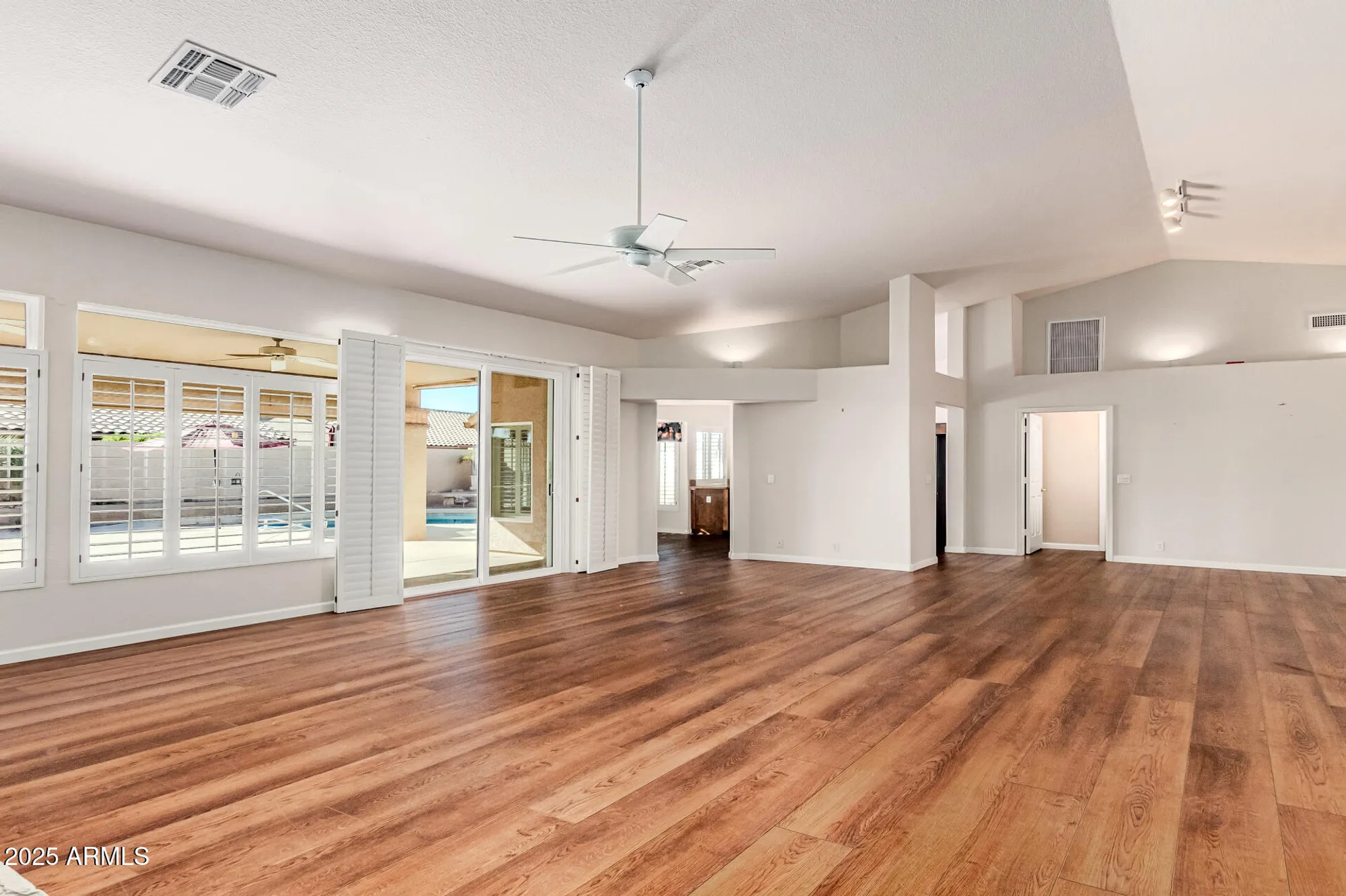 Property Slideshow image 5 of 53 | 19840 n 85th dr, Peoria, AZ, 85382