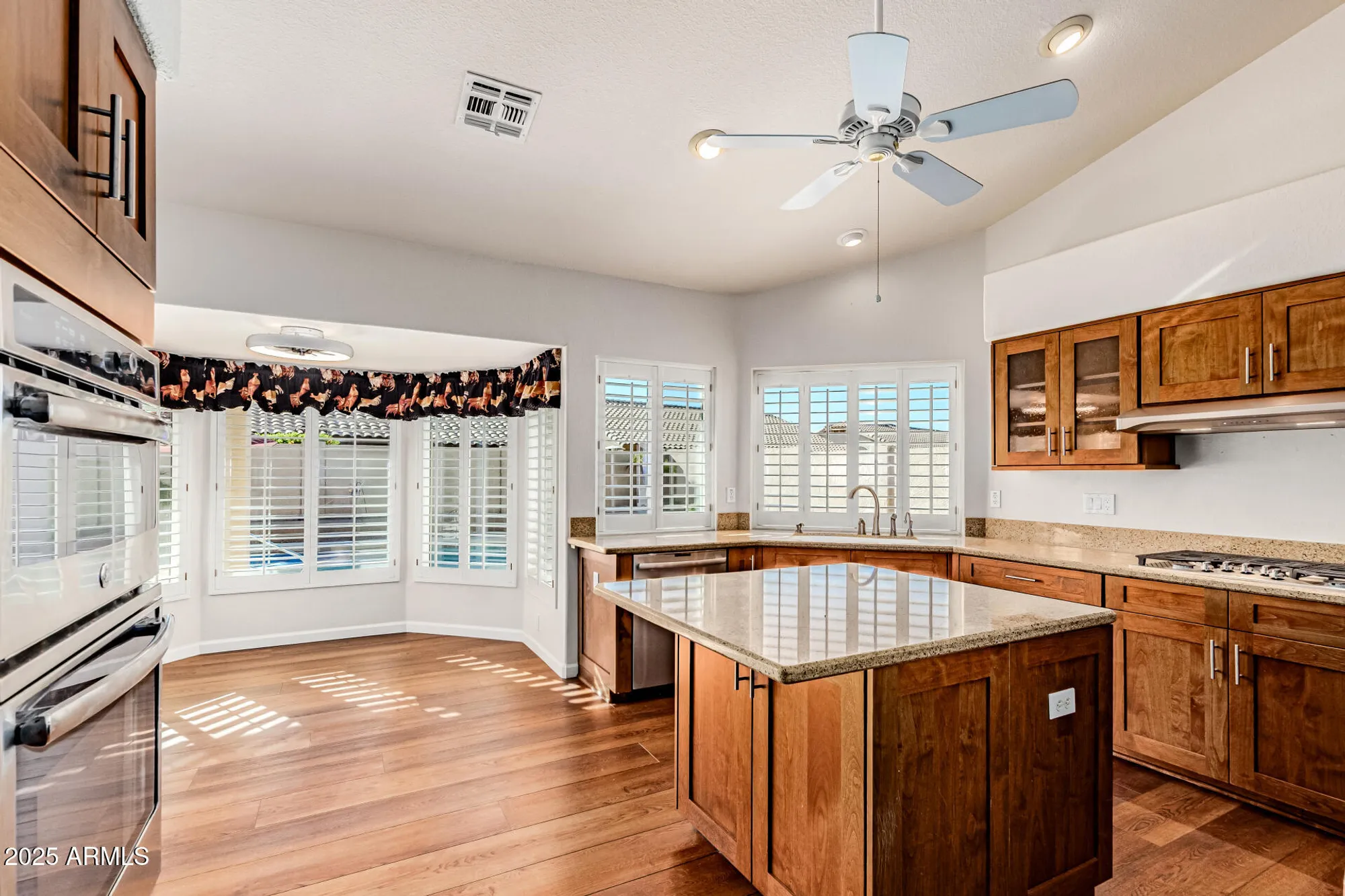 Property Slideshow image 13 of 53 | 19840 n 85th dr, Peoria, AZ, 85382