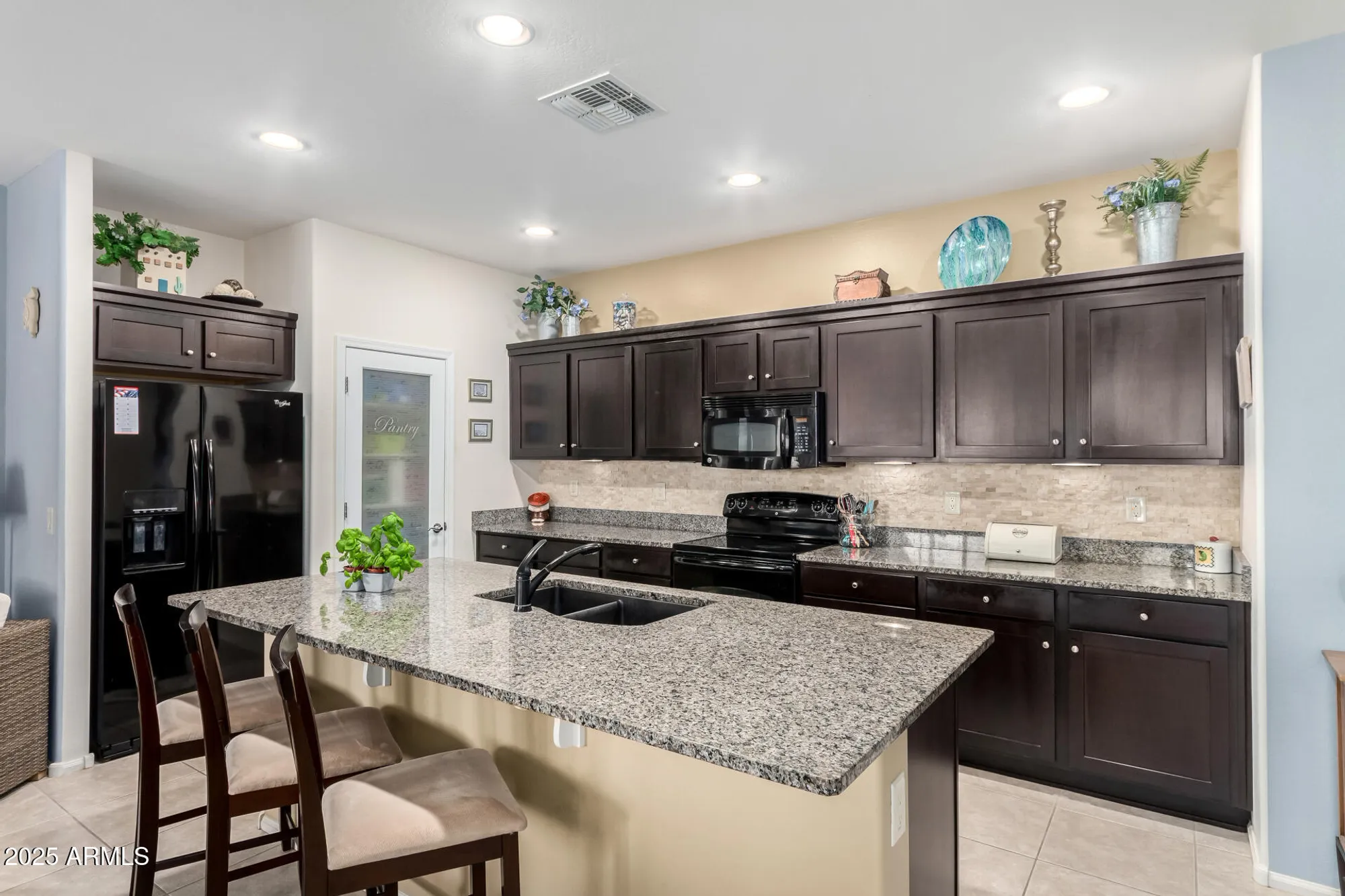 Property Slideshow image 11 of 59 | 4897 w posse dr, Eloy, AZ, 85131