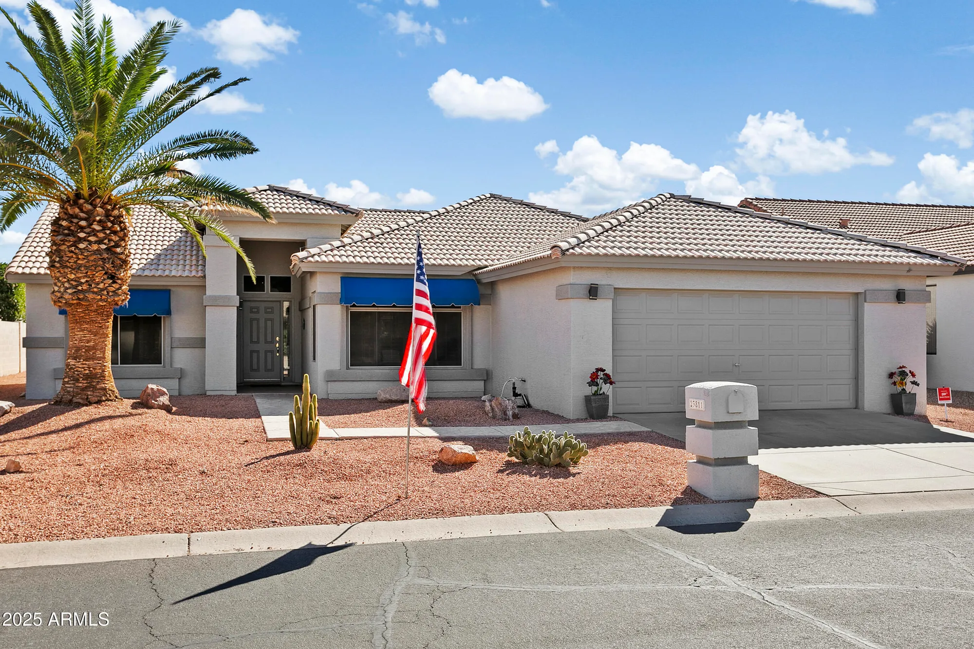 Property Slideshow image 1 of 25 | 23811 s berrybrook dr, Sun Lakes, AZ, 85248