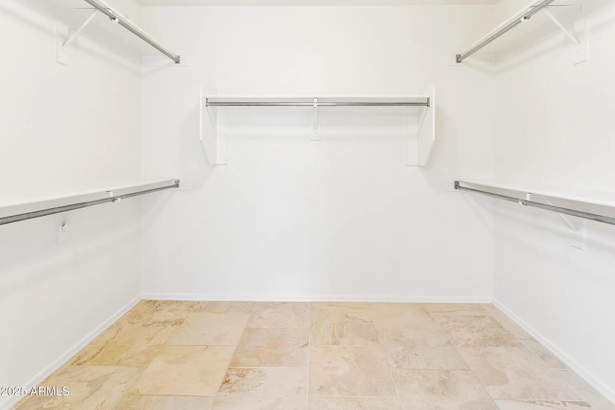 Property Slideshow image 19 of 25 | 23811 s berrybrook dr, Sun Lakes, AZ, 85248