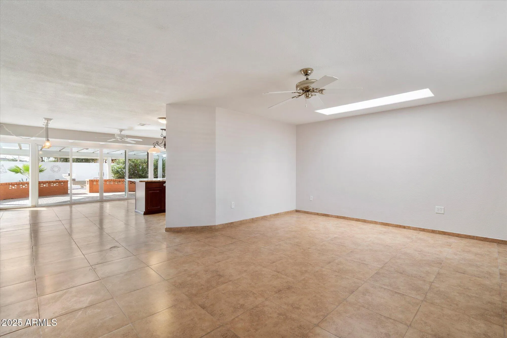 Property Slideshow image 4 of 31 | 13637 w pyracantha dr, Sun City West, AZ, 85375