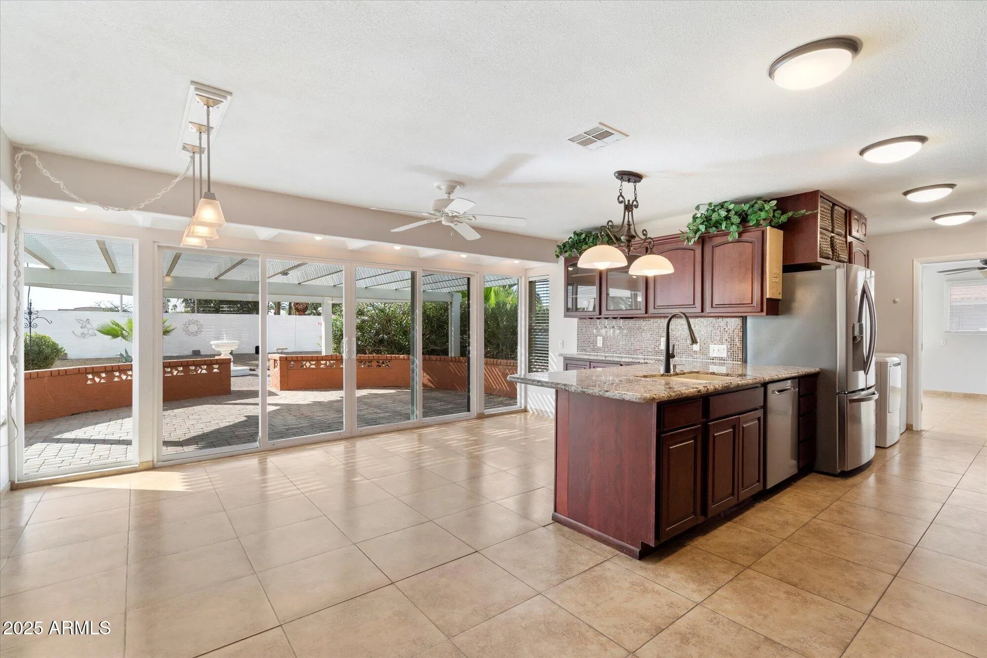 Property Slideshow image 7 of 31 | 13637 w pyracantha dr, Sun City West, AZ, 85375