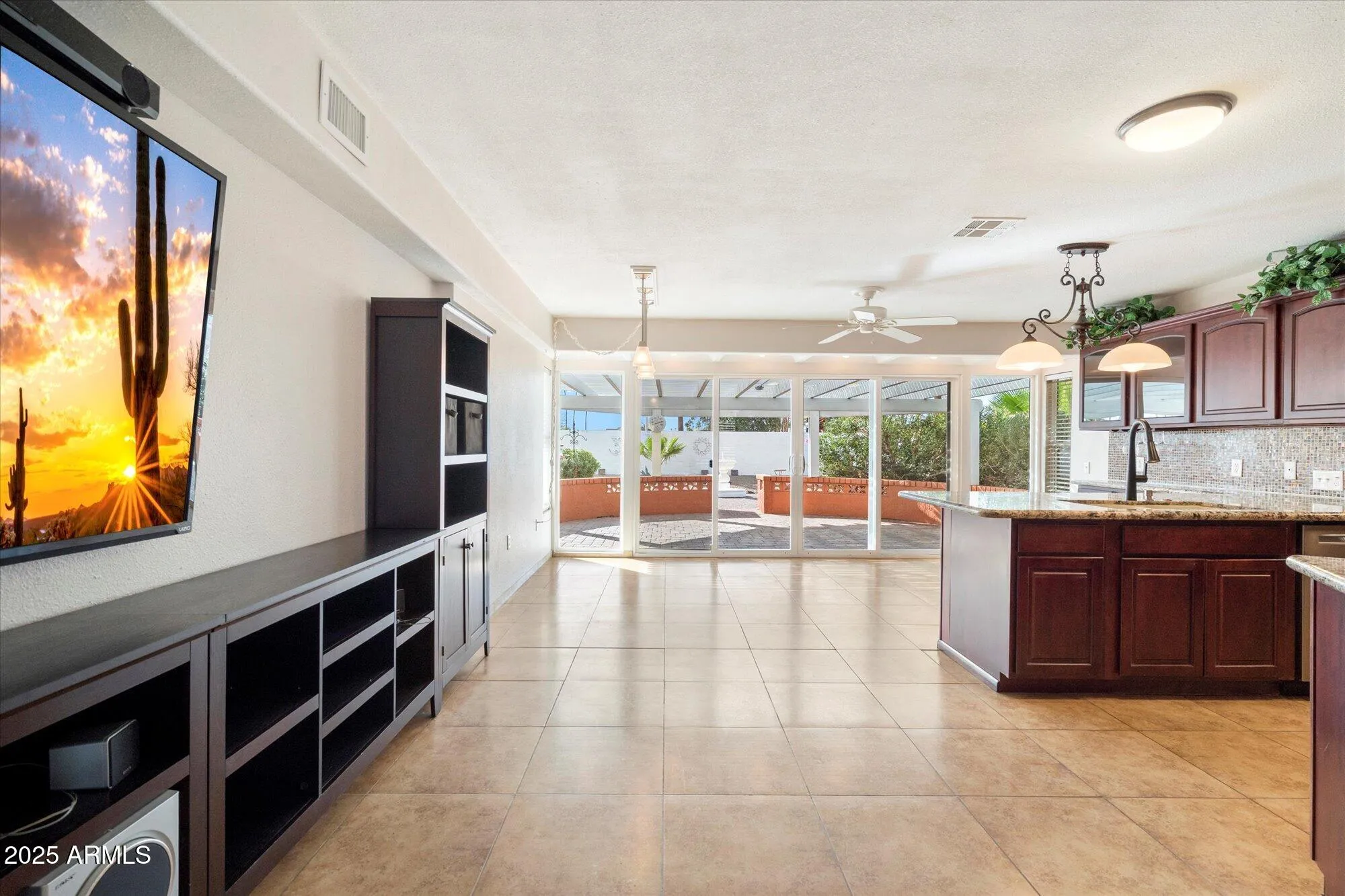 Property Slideshow image 12 of 31 | 13637 w pyracantha dr, Sun City West, AZ, 85375