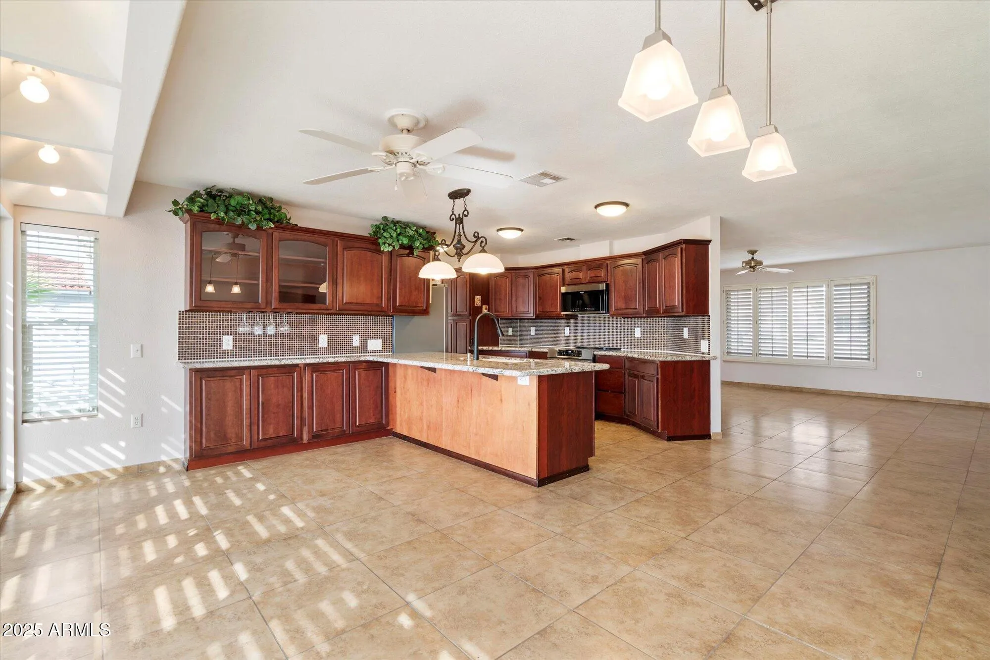 Property Slideshow image 11 of 31 | 13637 w pyracantha dr, Sun City West, AZ, 85375