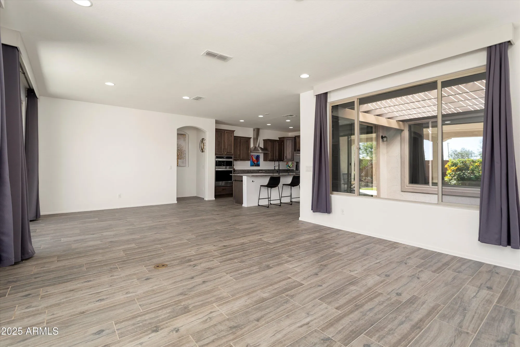 Property Slideshow image 13 of 42 | 27375 w wahalla ln, Buckeye, AZ, 85396