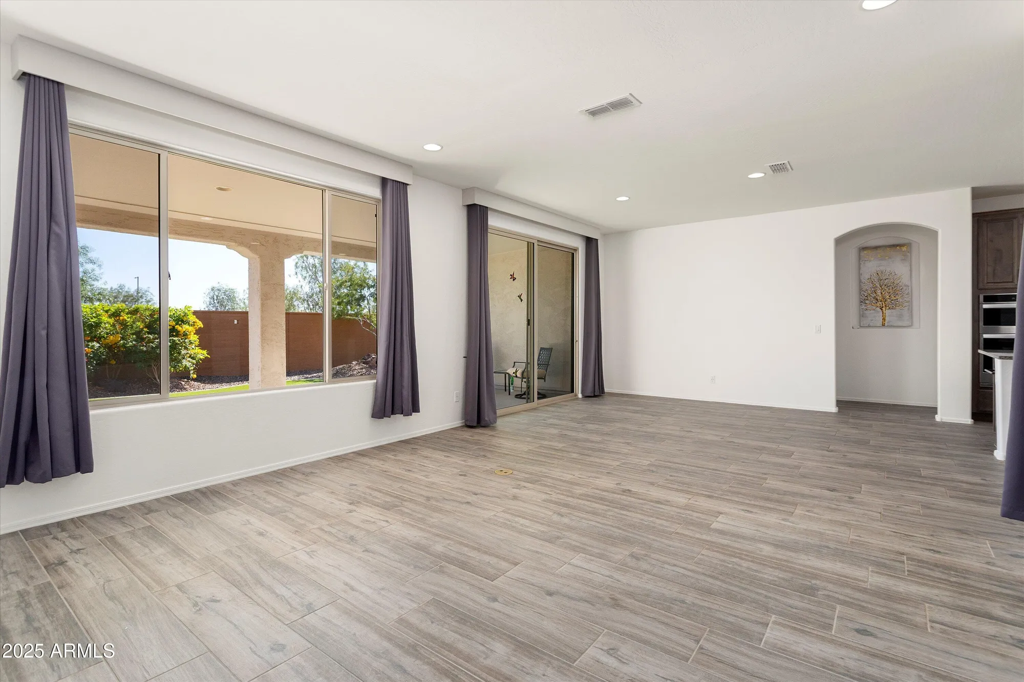 Property Slideshow image 14 of 42 | 27375 w wahalla ln, Buckeye, AZ, 85396