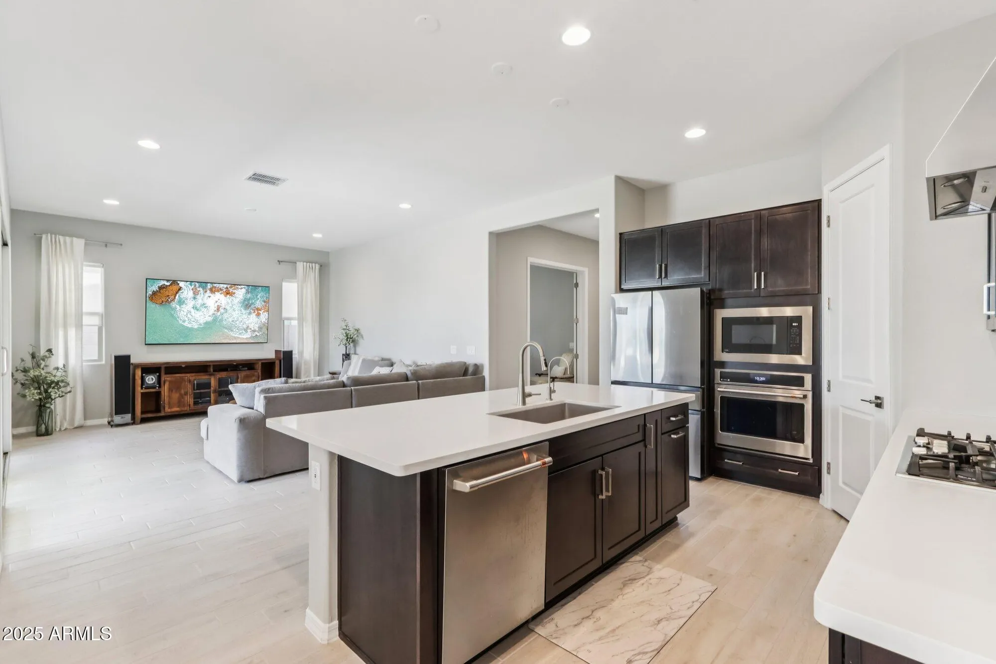 Property Slideshow image 5 of 33 | 15916 s 177th dr, Goodyear, AZ, 85338