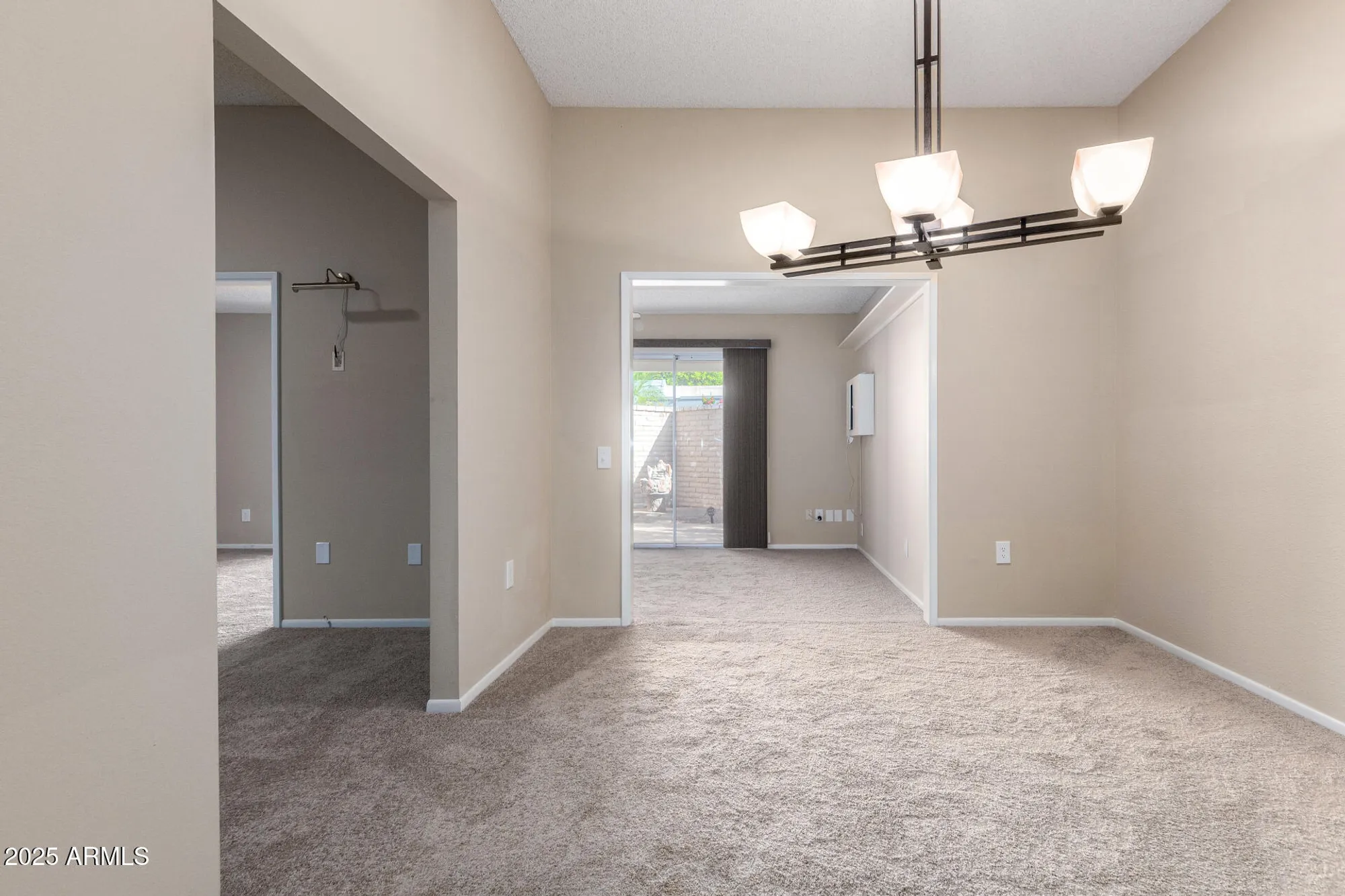 Property Slideshow image 10 of 32 | 10544 w pineaire dr, Sun City, AZ, 85351