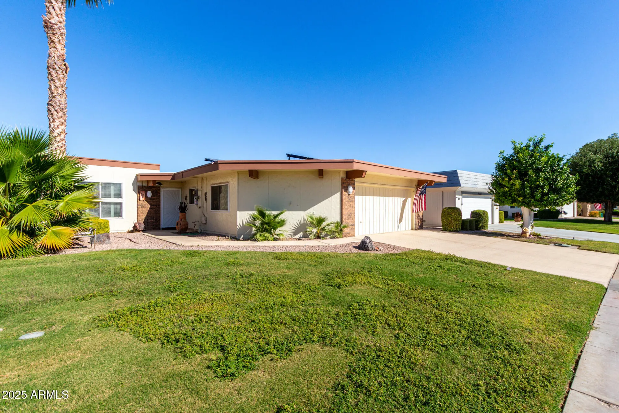 Property Slideshow image 4 of 32 | 10544 w pineaire dr, Sun City, AZ, 85351