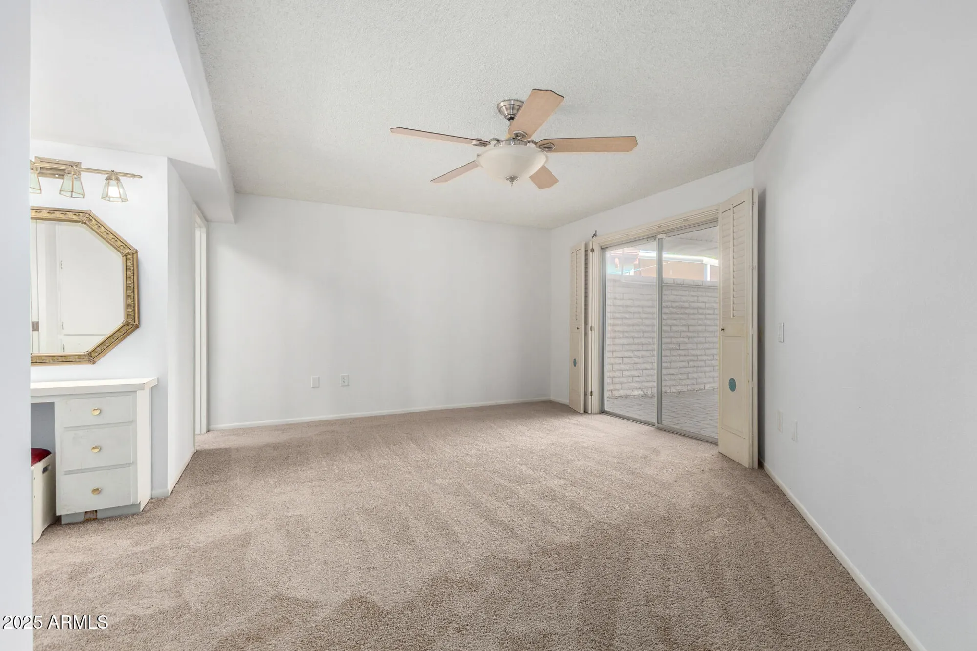 Property Slideshow image 20 of 32 | 10544 w pineaire dr, Sun City, AZ, 85351