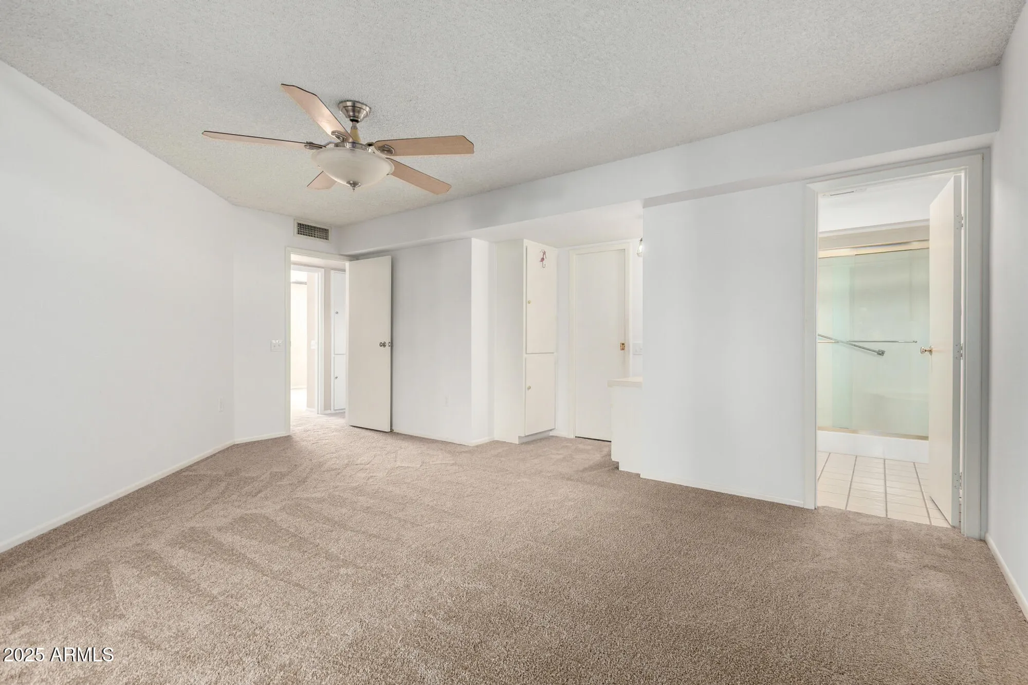 Property Slideshow image 21 of 32 | 10544 w pineaire dr, Sun City, AZ, 85351