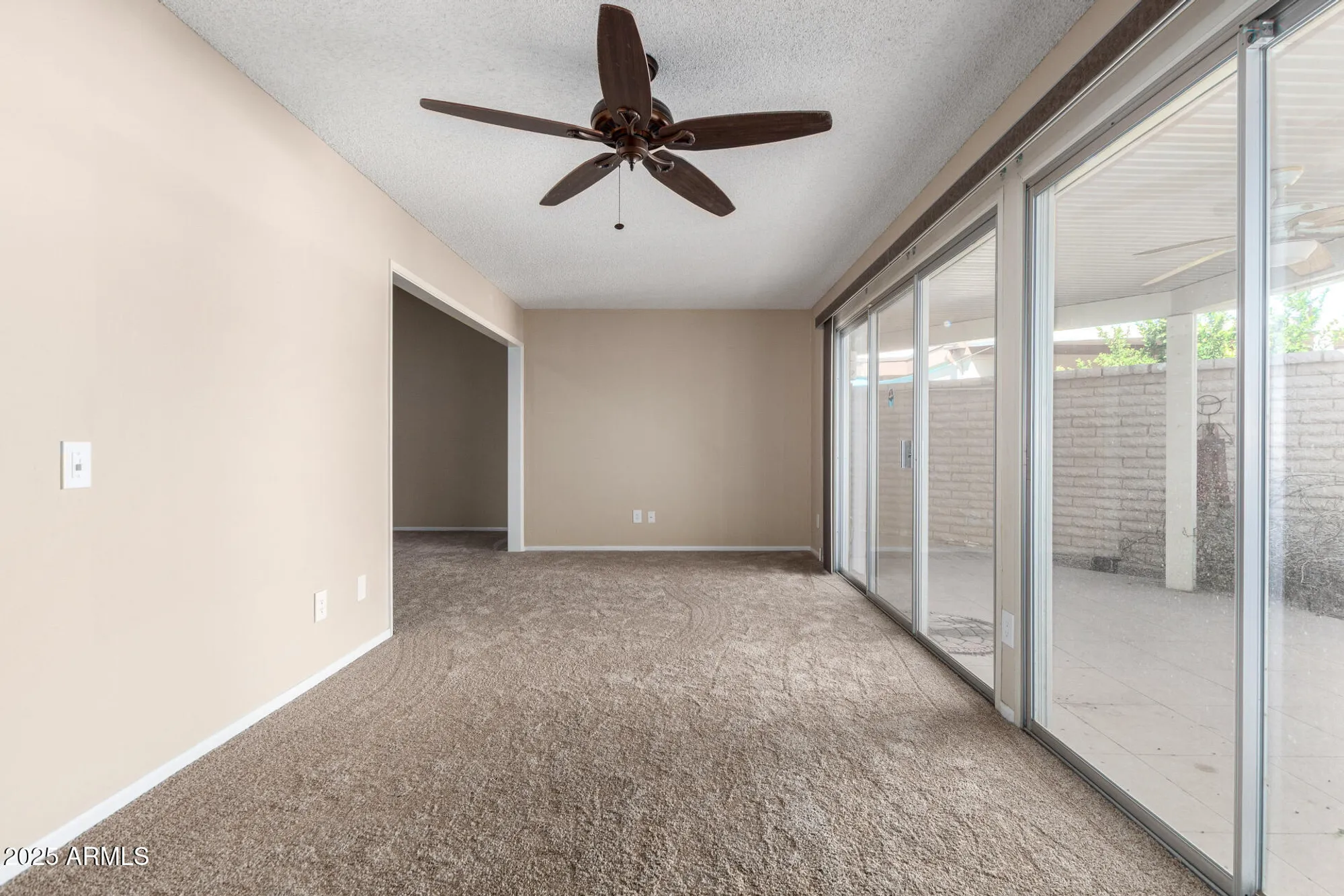 Property Slideshow image 13 of 32 | 10544 w pineaire dr, Sun City, AZ, 85351