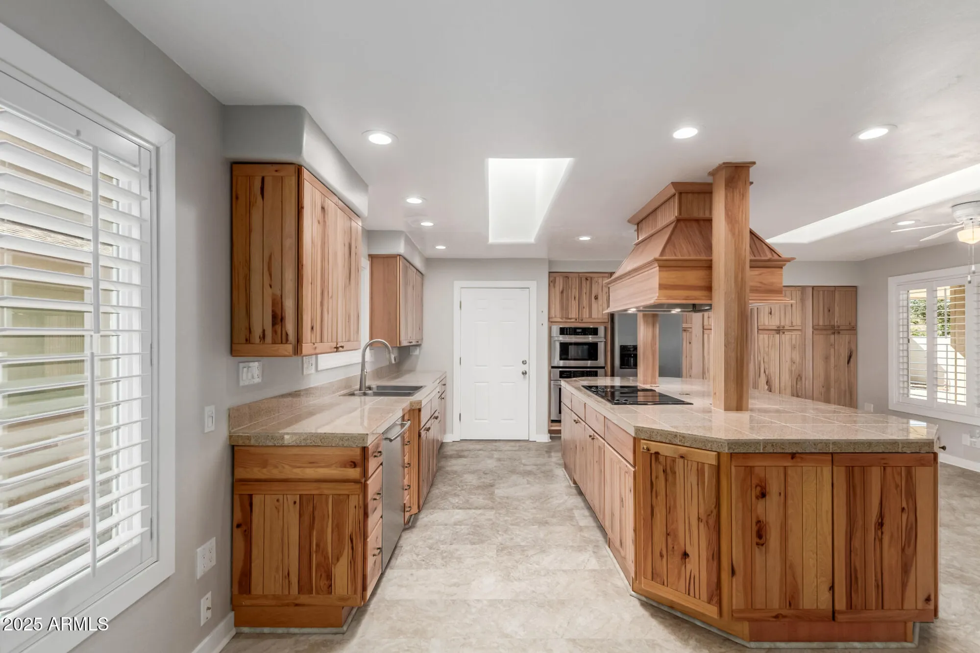 Property Slideshow image 7 of 22 | 12526 w parkwood dr, Sun City West, AZ, 85375