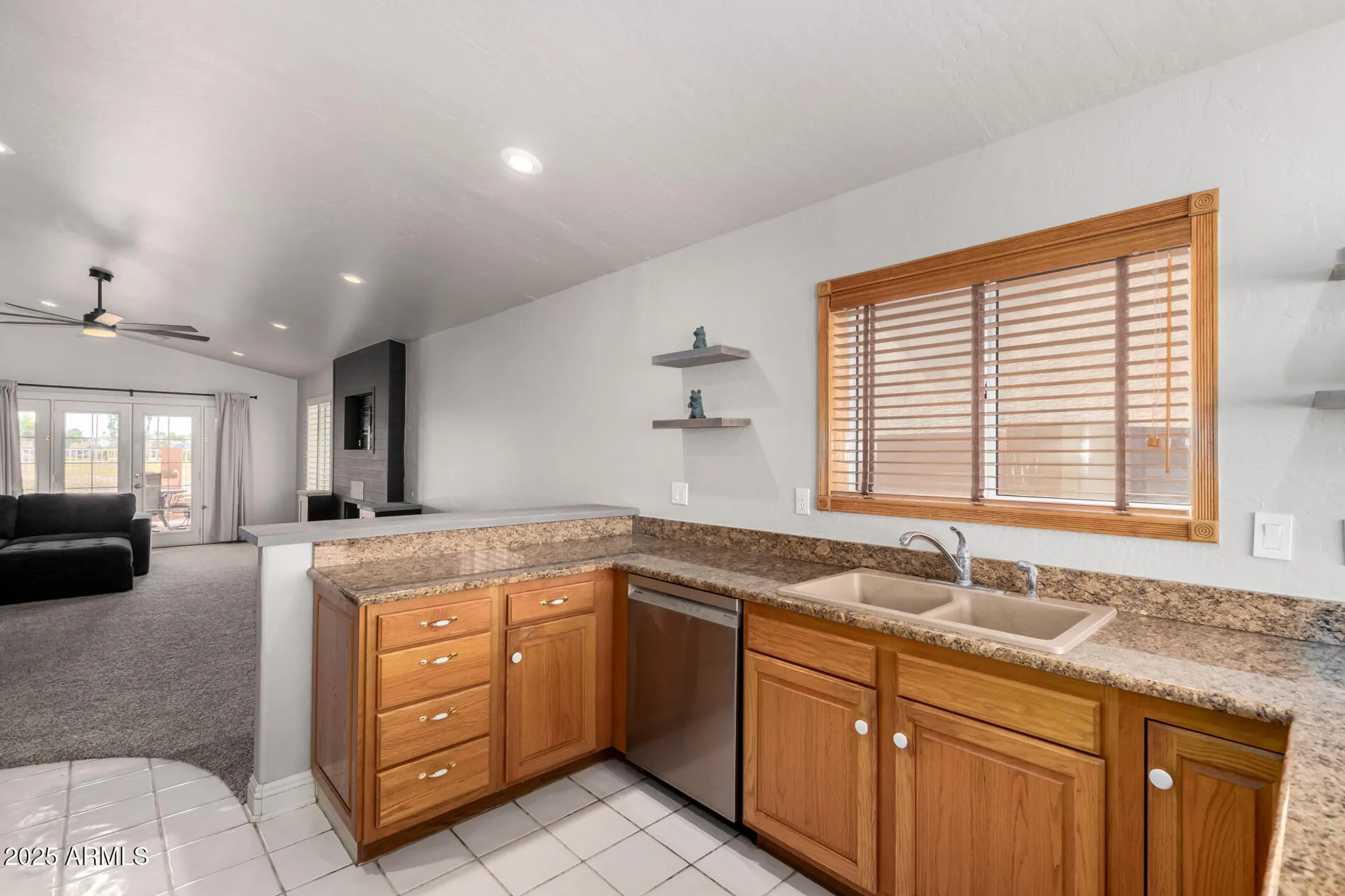 Property Slideshow image 11 of 39 | 12841 s 46th st, Phoenix, AZ, 85044