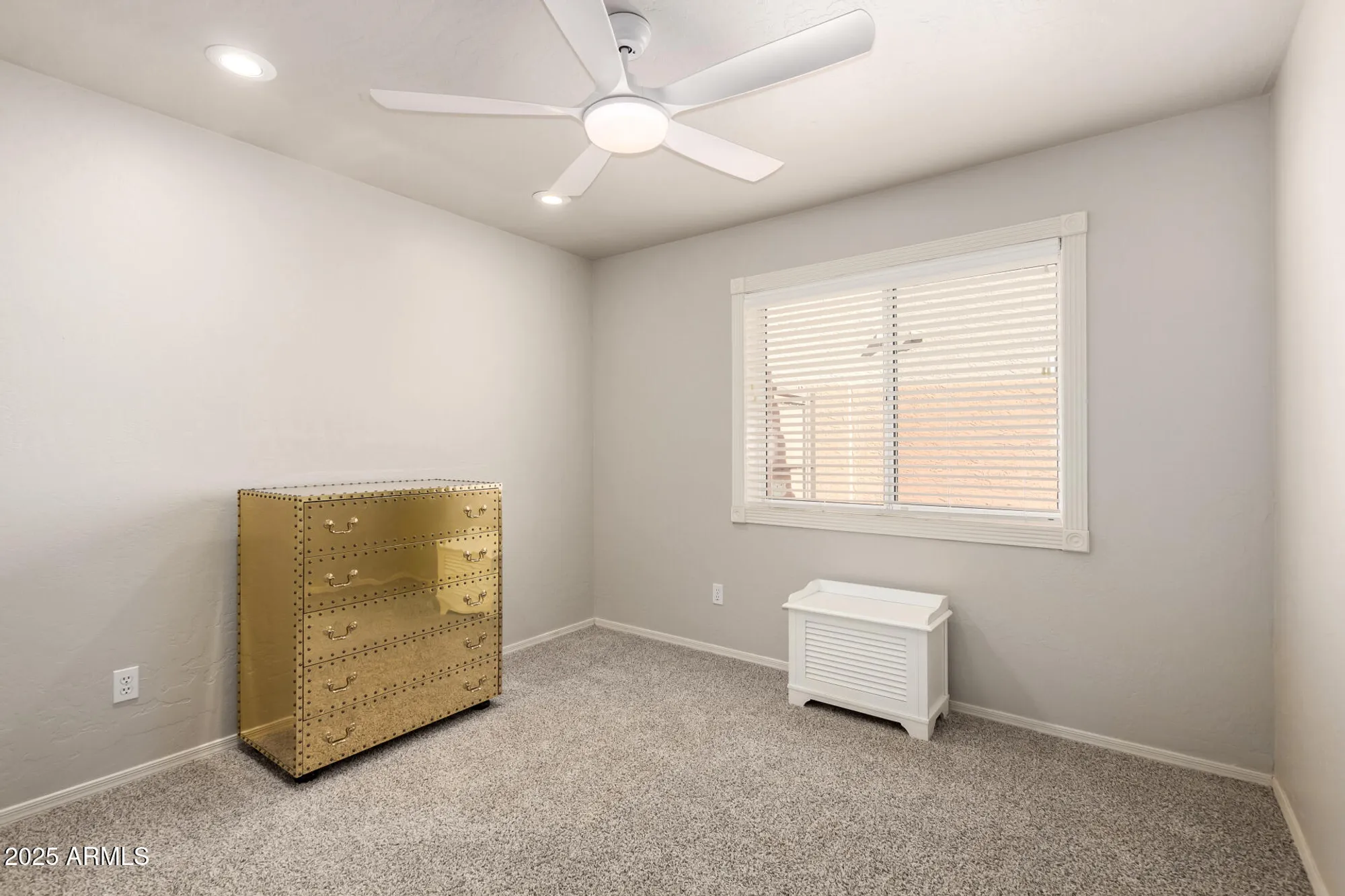 Property Slideshow image 25 of 39 | 12841 s 46th st, Phoenix, AZ, 85044