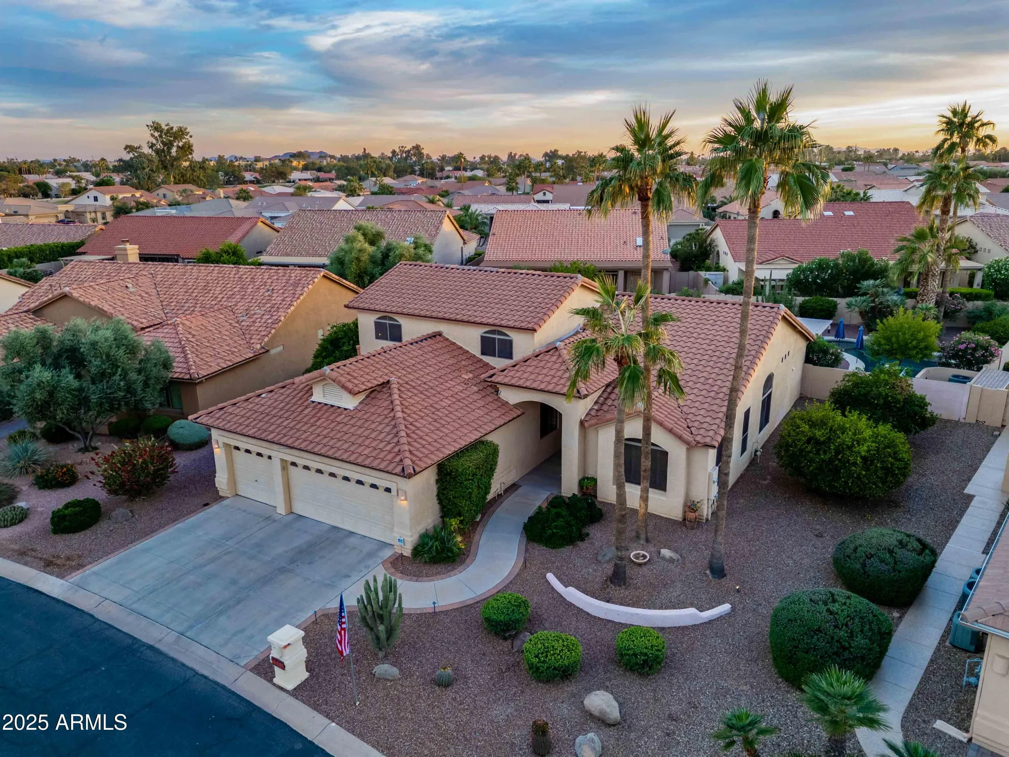 Property Slideshow image 1 of 48 | 9313 e teakwood dr, Sun Lakes, AZ, 85248