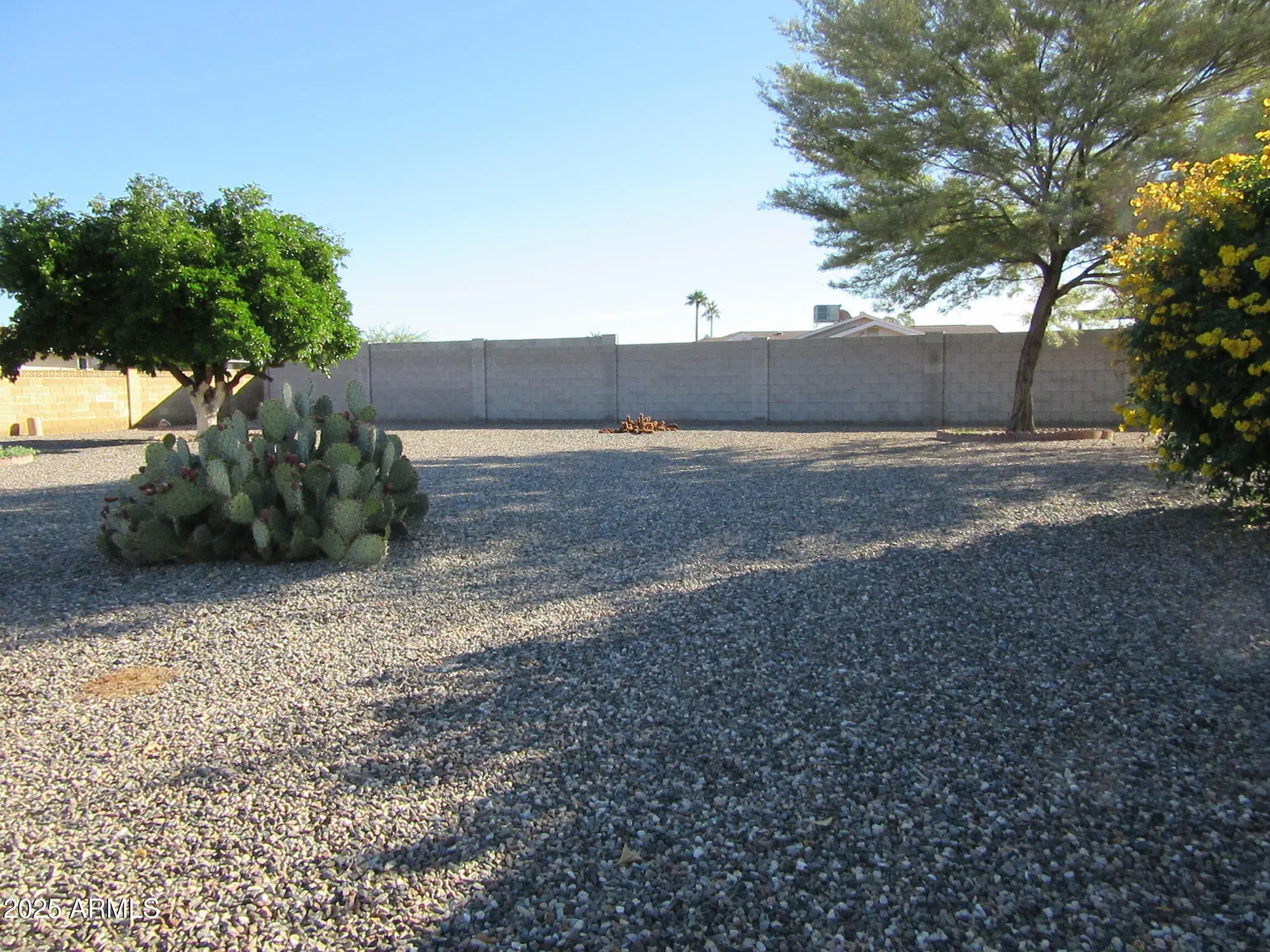 Property Slideshow image 26 of 28 | 9502 w pineridge dr, Sun City, AZ, 85351