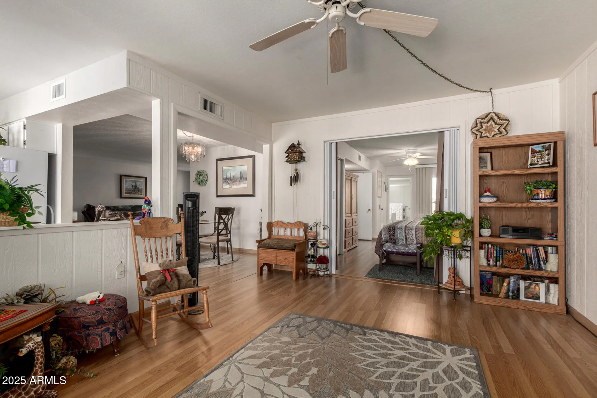 Property Slideshow image 11 of 32 | 10422 w ocotillo dr, Sun City, AZ, 85373