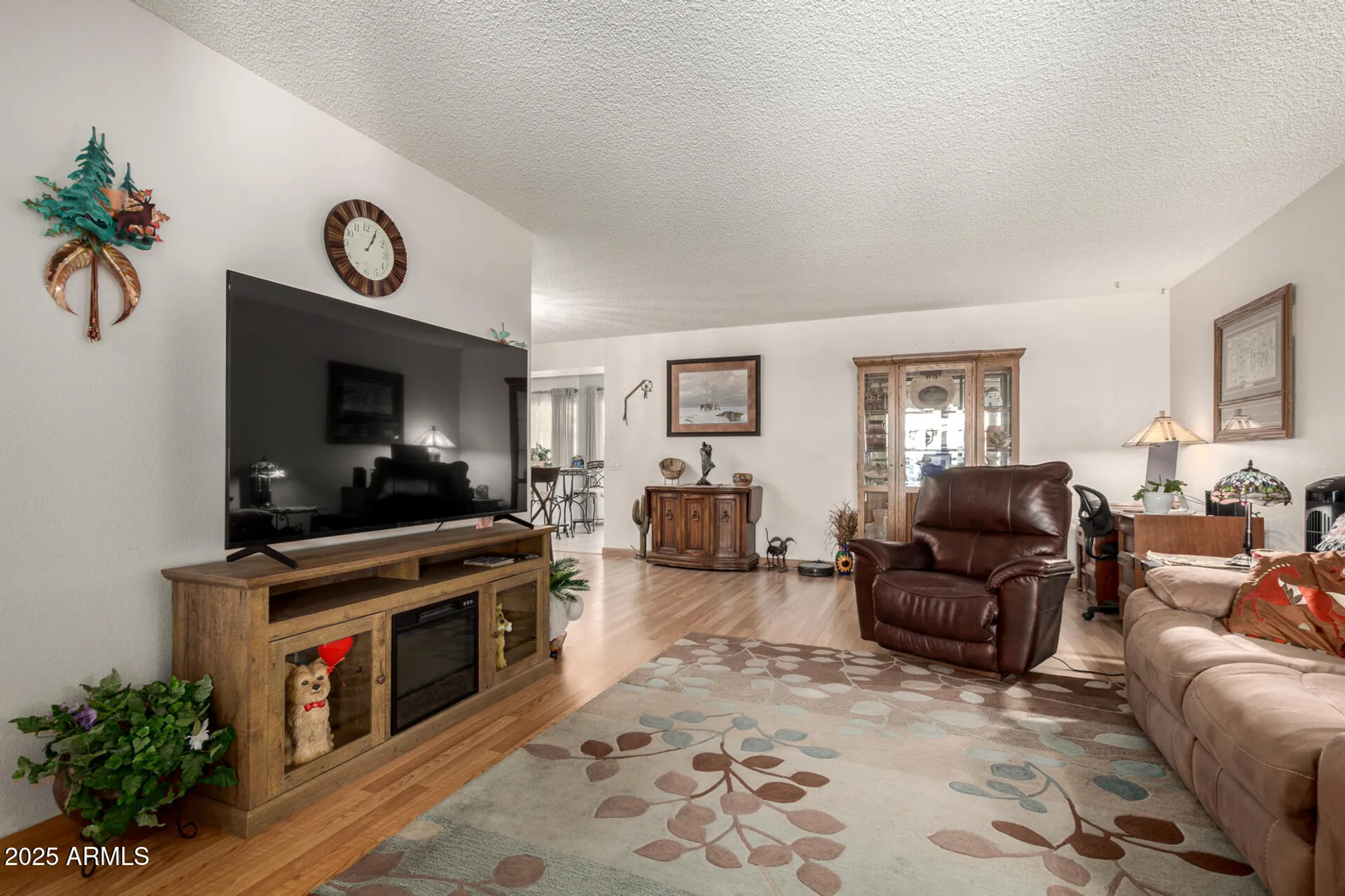 Property Slideshow image 7 of 32 | 10422 w ocotillo dr, Sun City, AZ, 85373