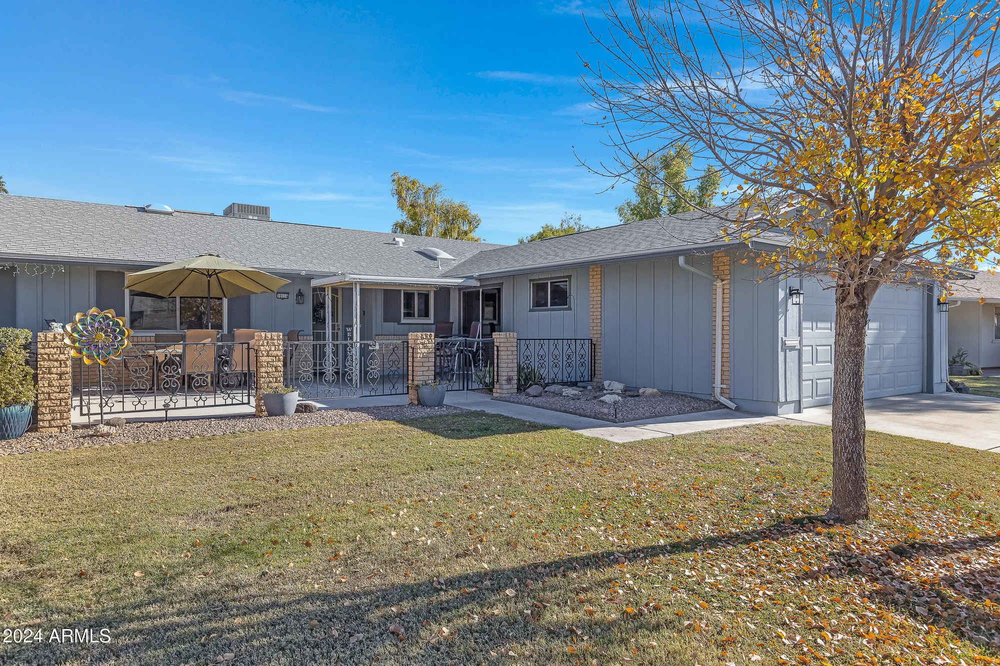 Property Slideshow image 2 of 39 | 10114 w candlewood dr, Sun City, AZ, 85351