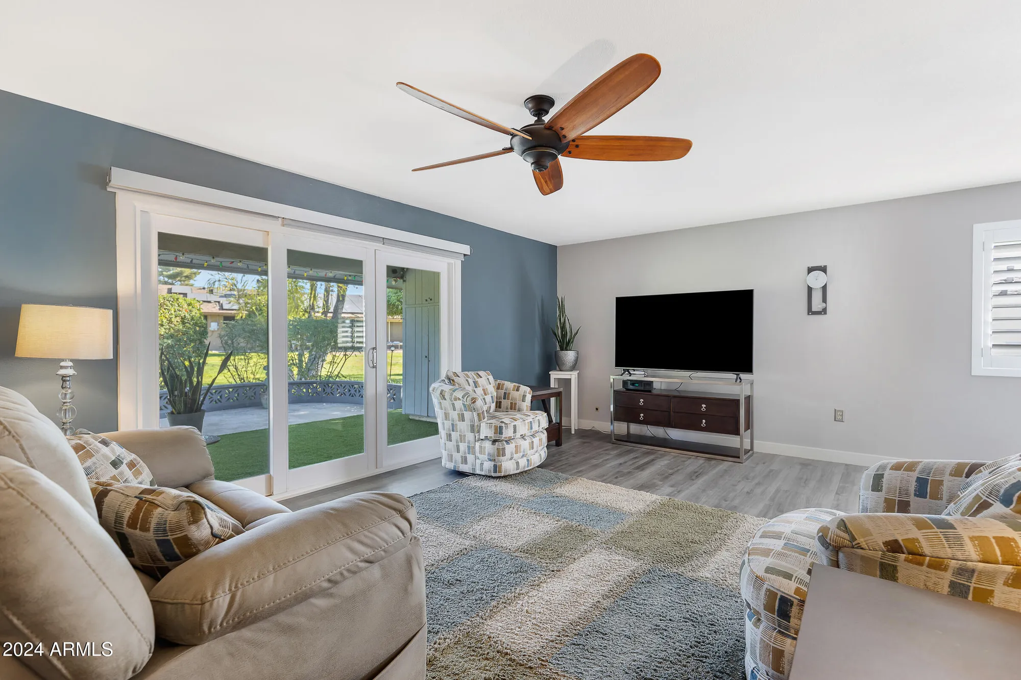 Property Slideshow image 3 of 39 | 10114 w candlewood dr, Sun City, AZ, 85351