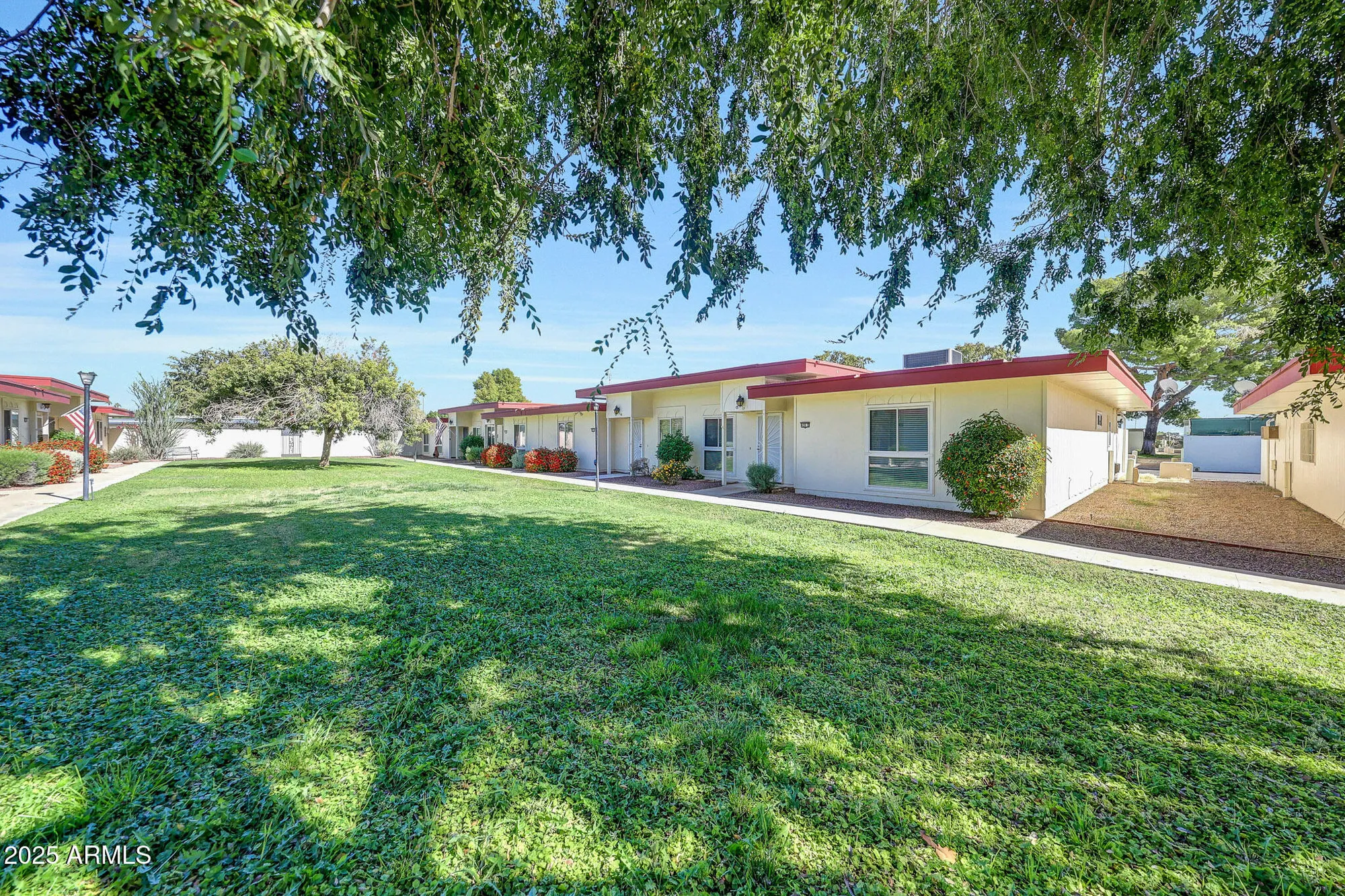 Property Slideshow image 10 of 43 | 10020 w royal oak rd e, Sun City, AZ, 85351