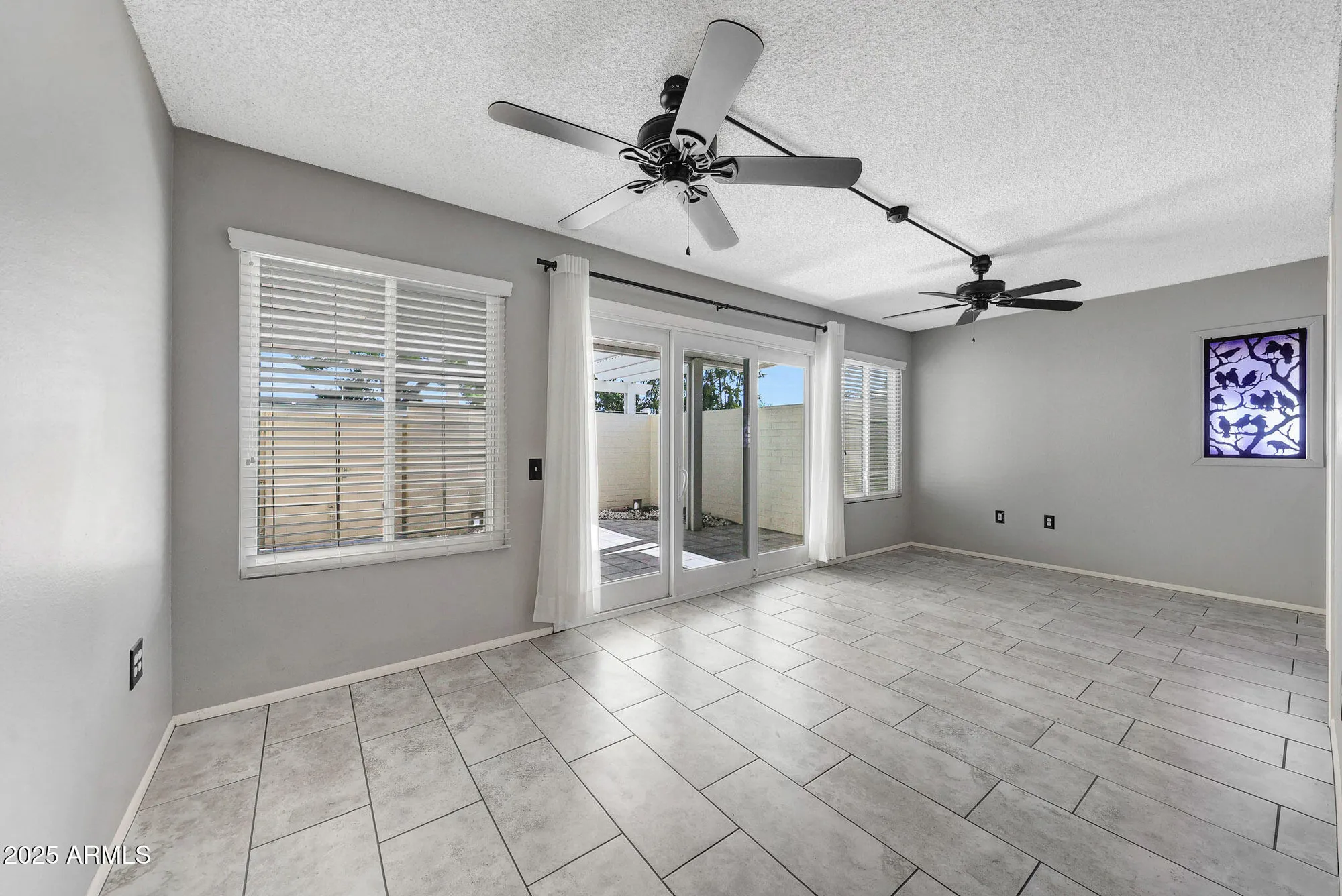 Property Slideshow image 21 of 43 | 10020 w royal oak rd e, Sun City, AZ, 85351